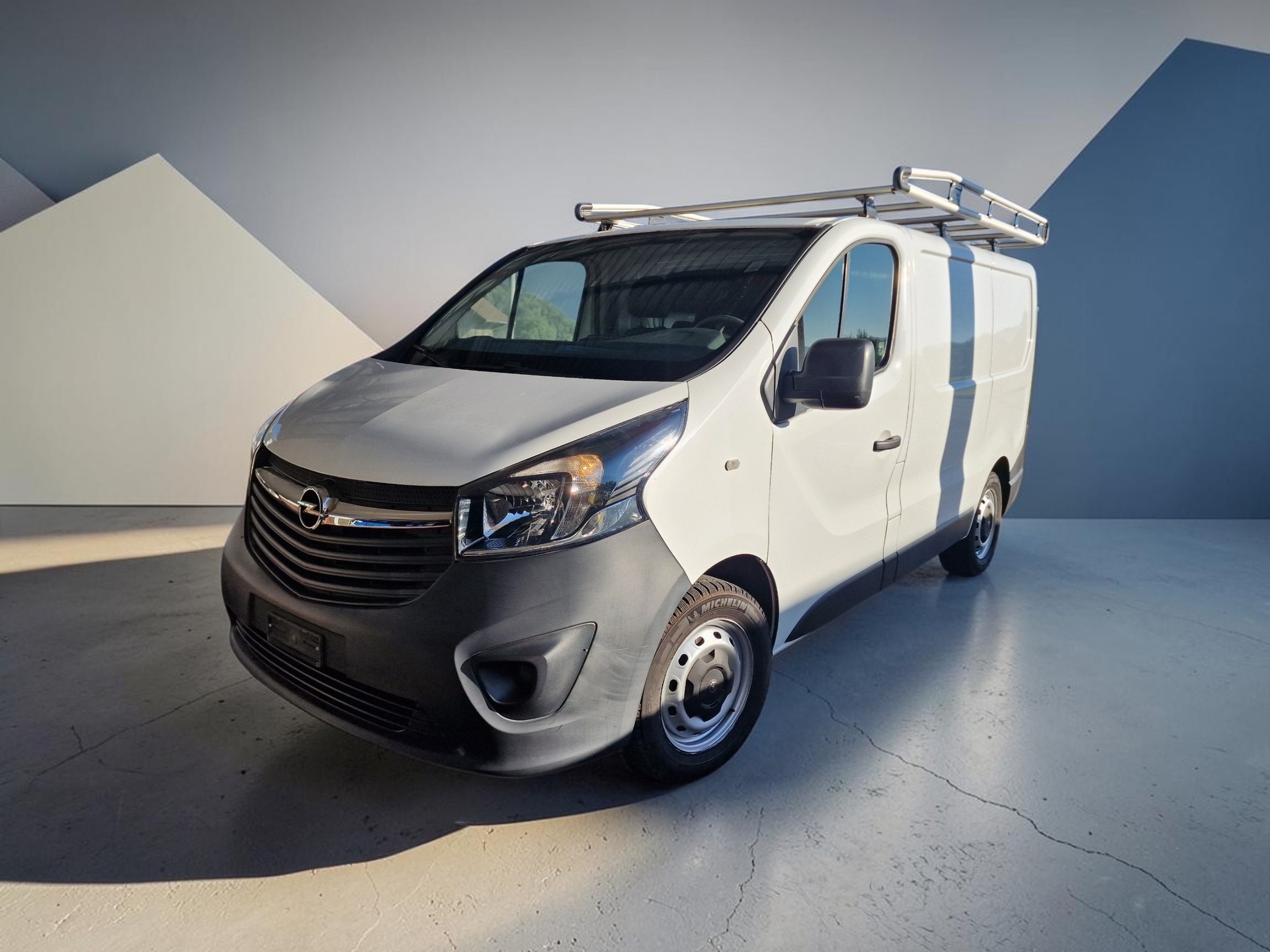 OPEL Vivaro 1.6 CDTI 2.7t L1H1 12Mt Gara MFK Neu-image-3