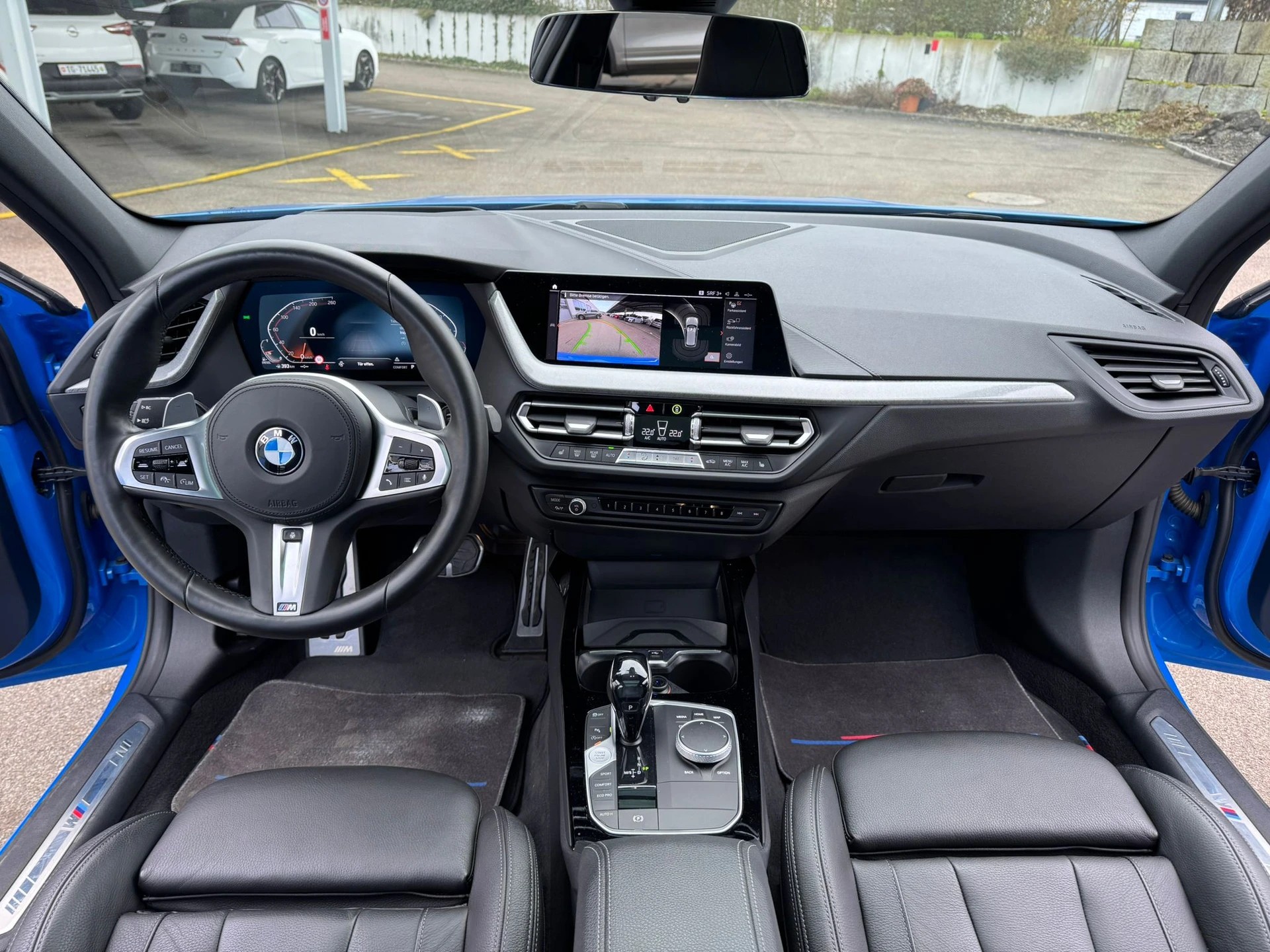 BMW 120d xDrive Steptronic M Sport-image-10