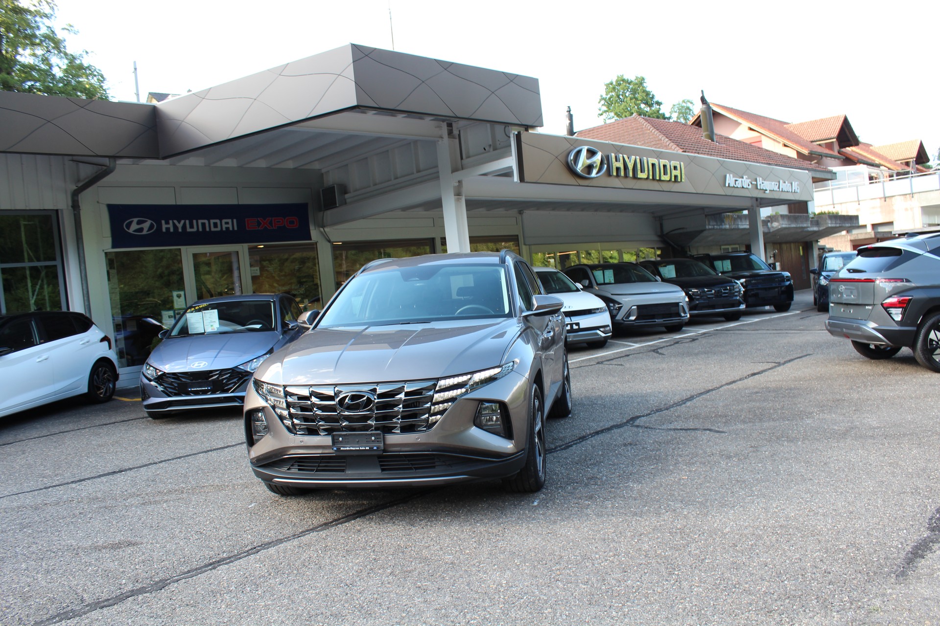 HYUNDAI Tucson 1.6 TGDI HEV Amplia 4WD-image-0