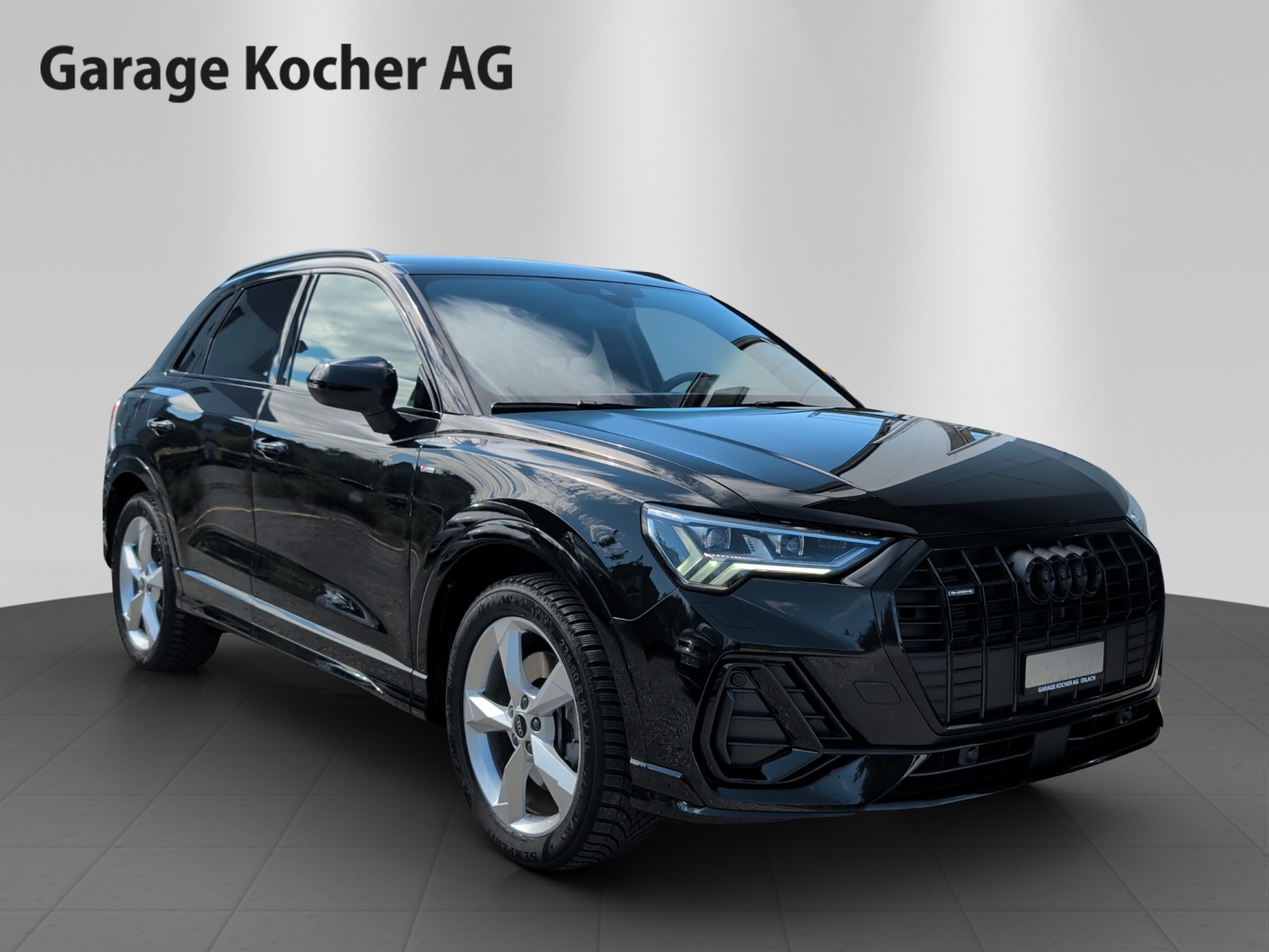 AUDI Q3 Sportback 40 TDI S line quattro S-tronic-image-6