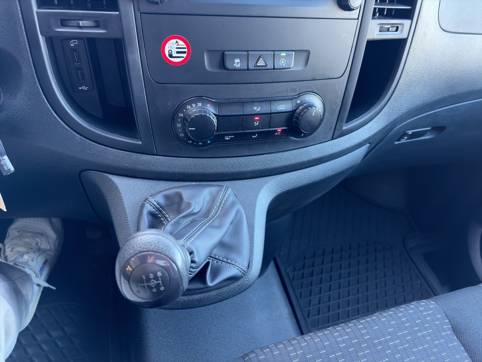 MERCEDES-BENZ Vito 116 CDI Base-image-12