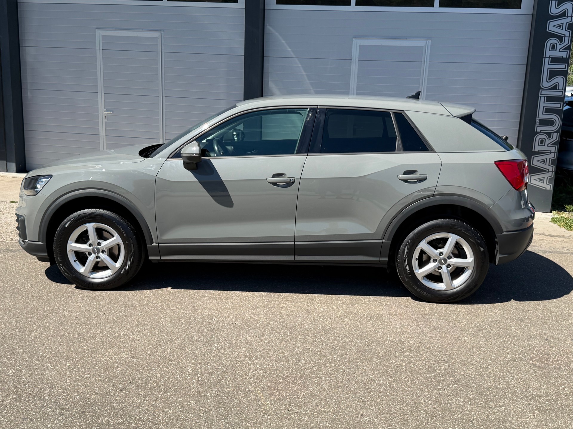 AUDI Q2 30 TDI S-tronic-image-6