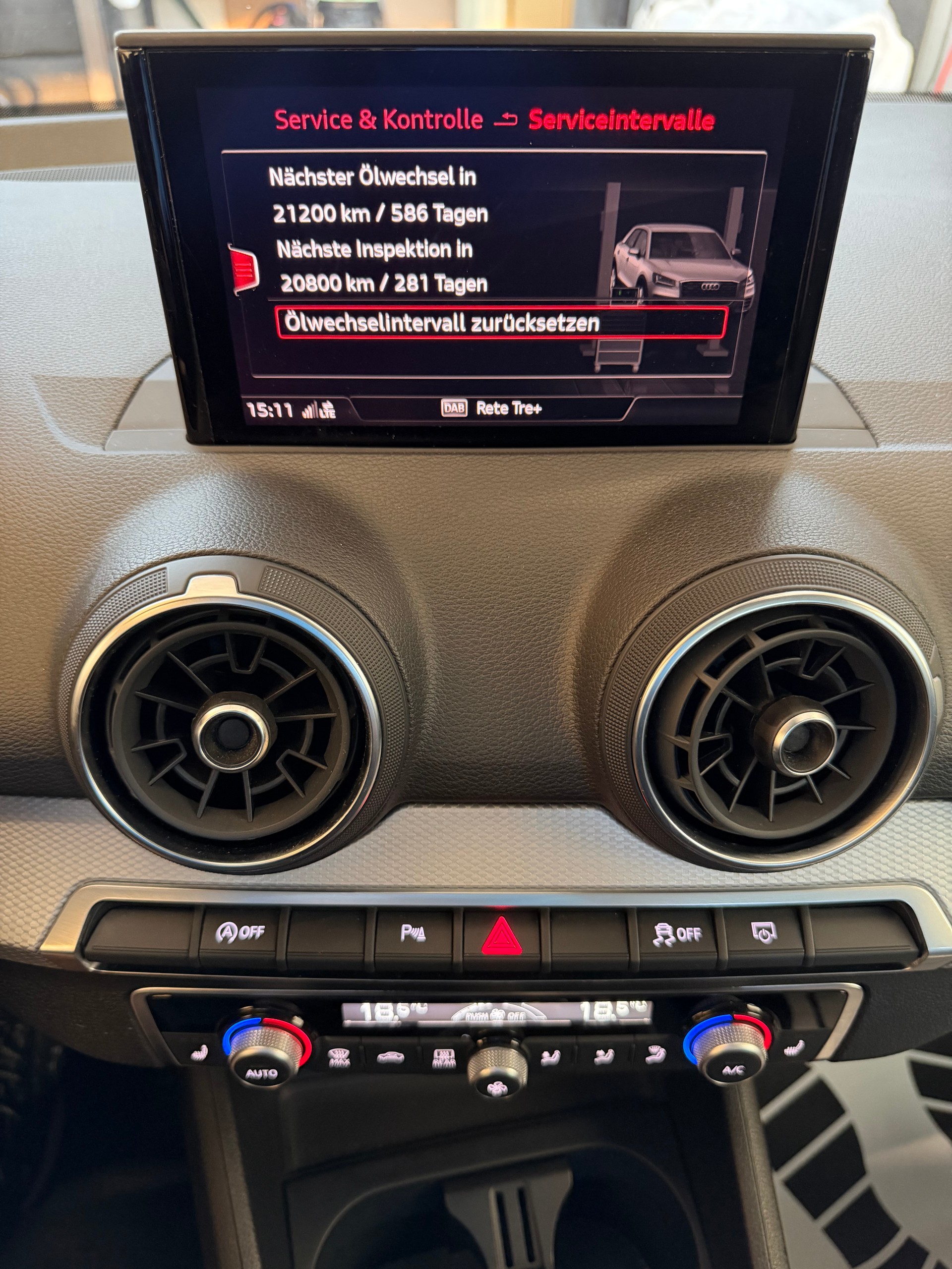AUDI Q2 30 TDI S-tronic-image-13