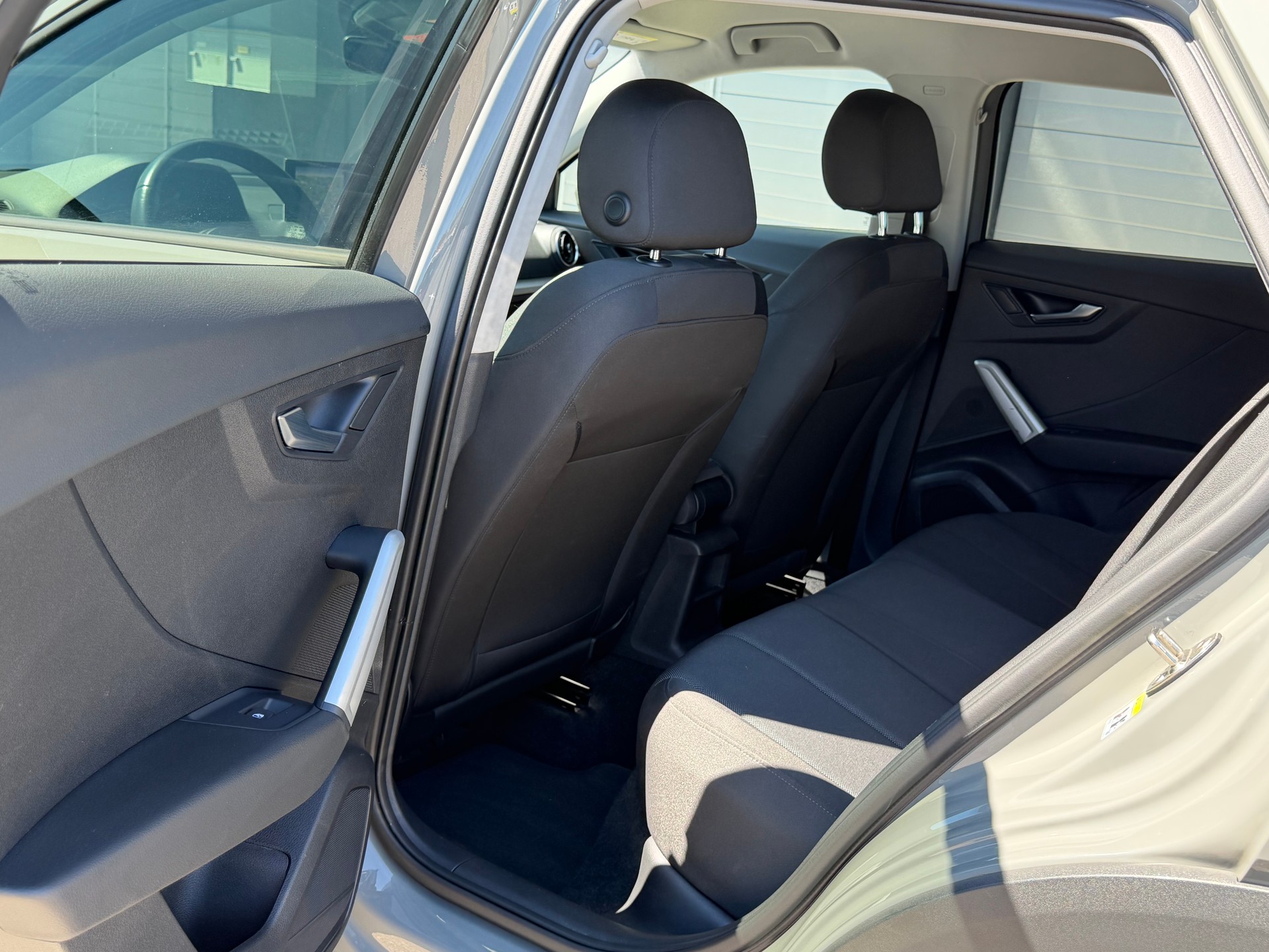 AUDI Q2 30 TDI S-tronic-image-12