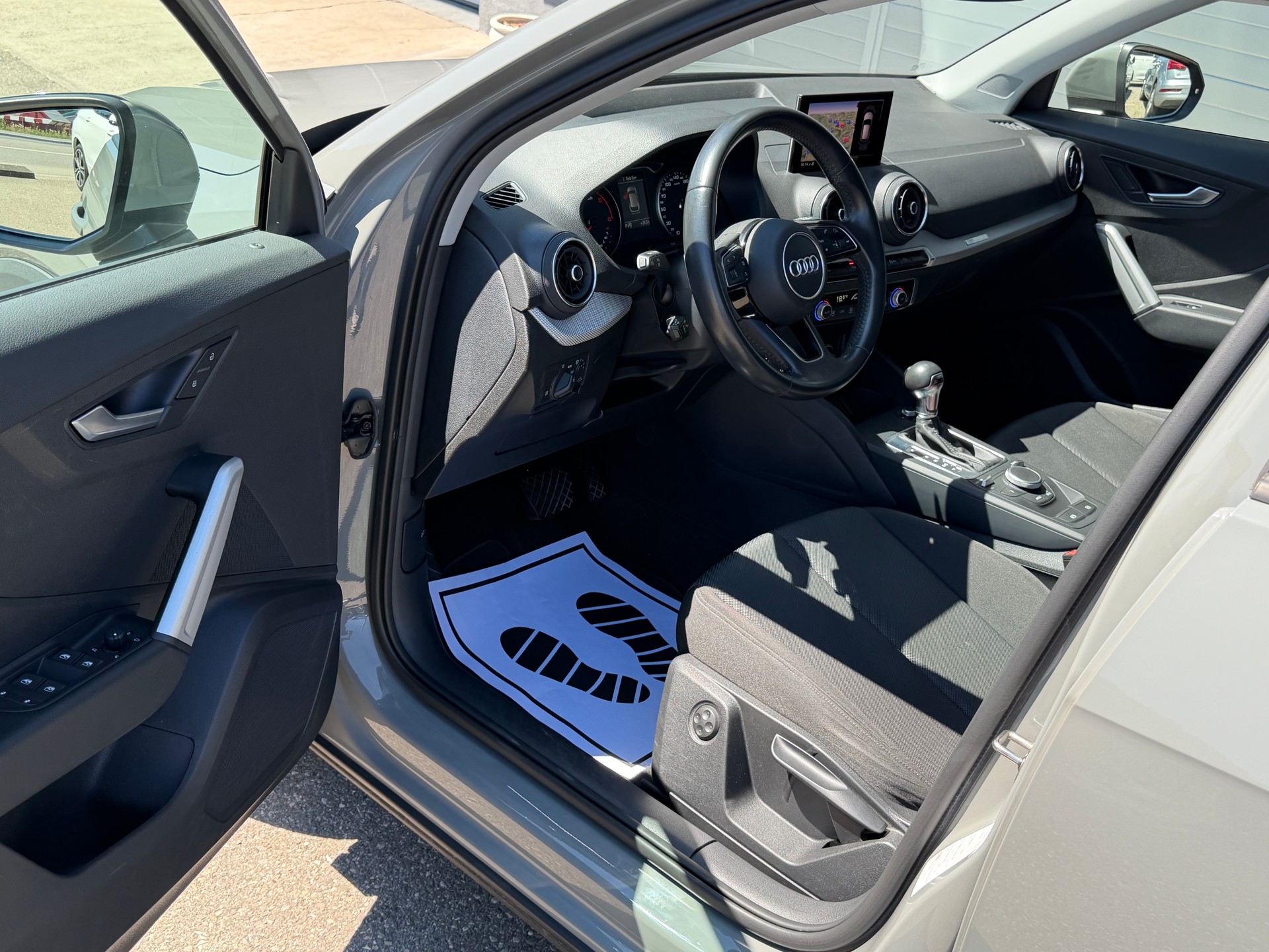 AUDI Q2 30 TDI S-tronic-image-8