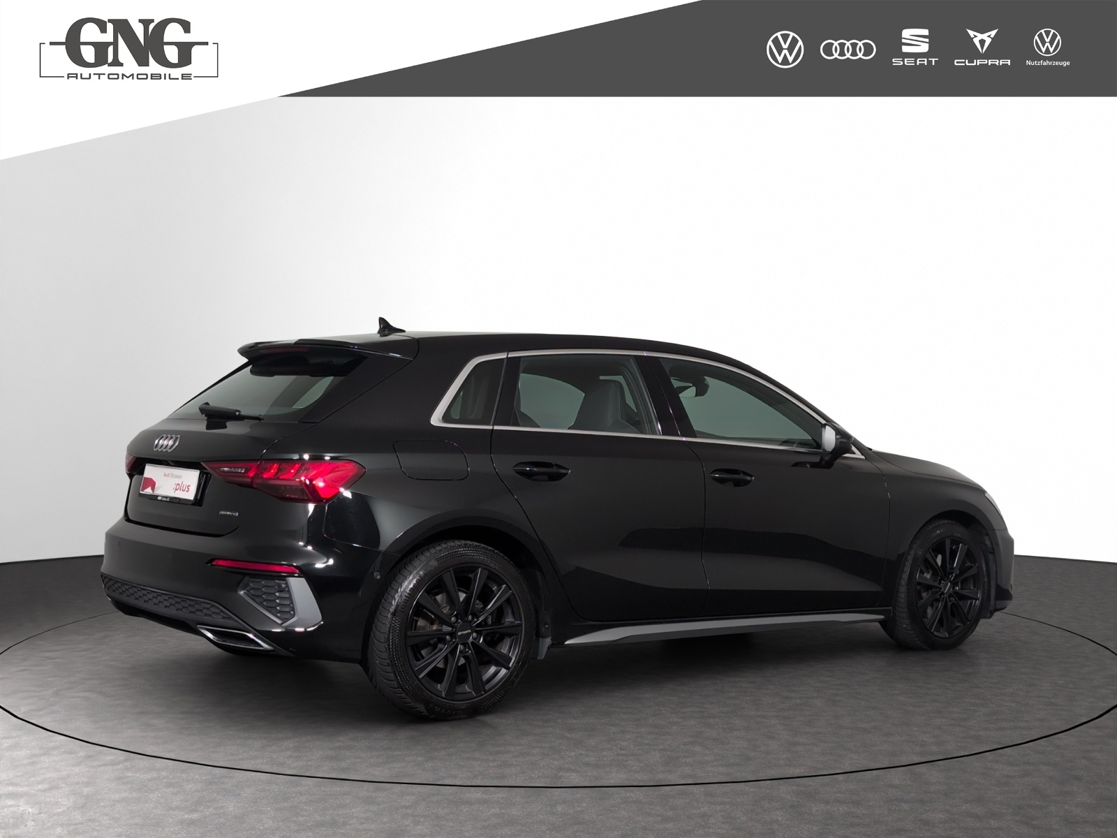 AUDI A3 Sportback 40 TDI S line S-tronic quattro-image-2
