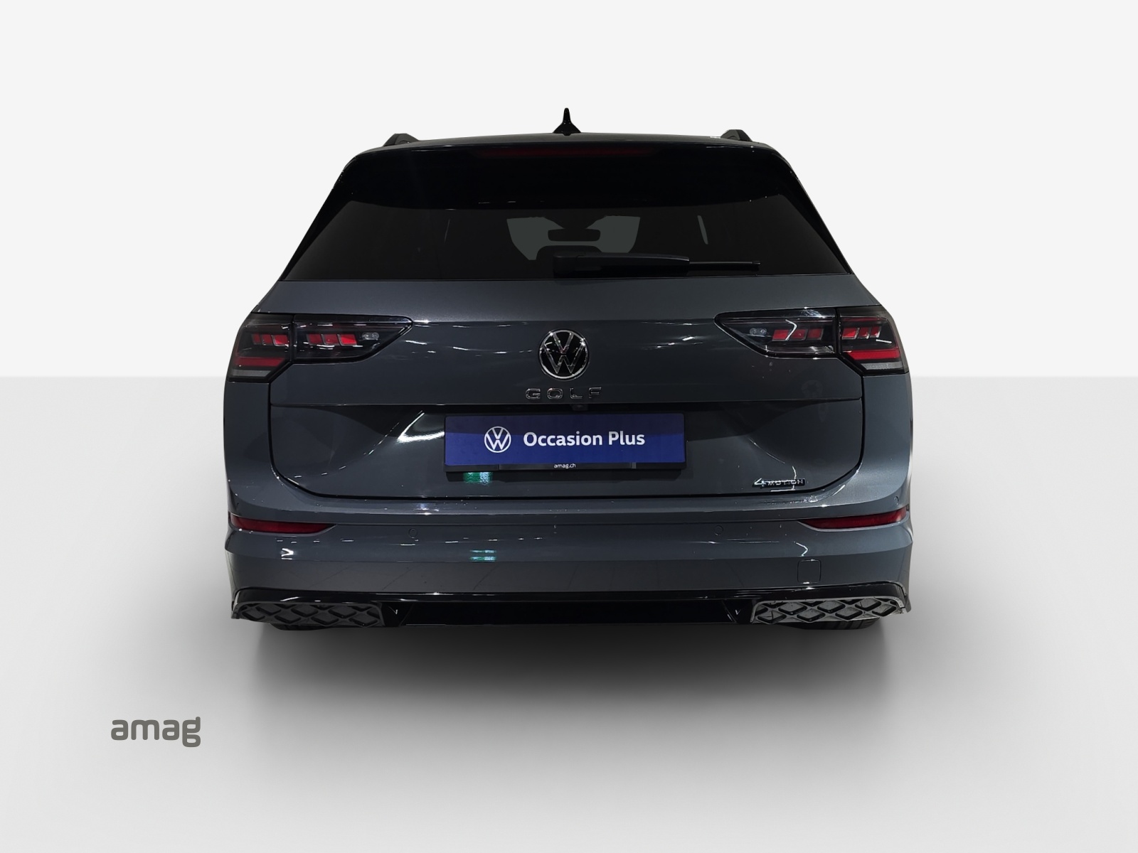 VW Golf Variant 2.0 TSI R-Line DSG 4 Motion-image-3