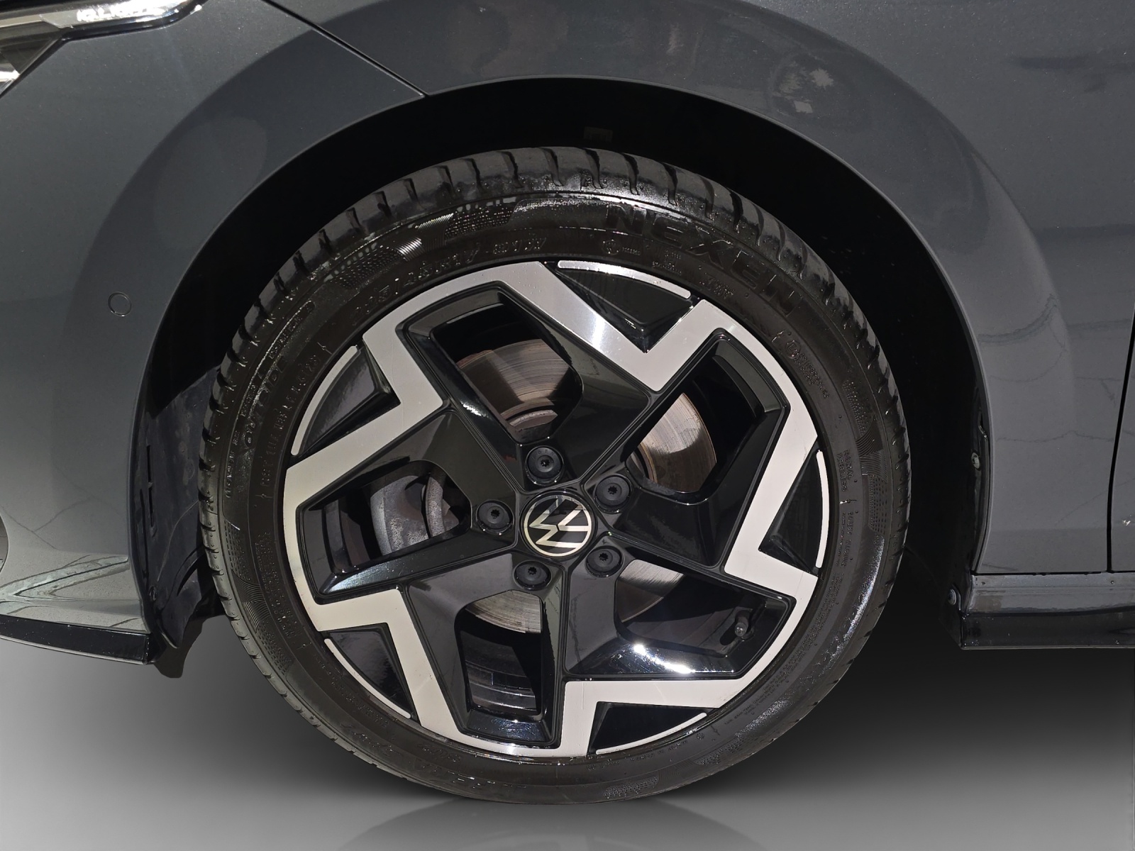 VW Golf Variant 2.0 TSI R-Line DSG 4 Motion-image-15