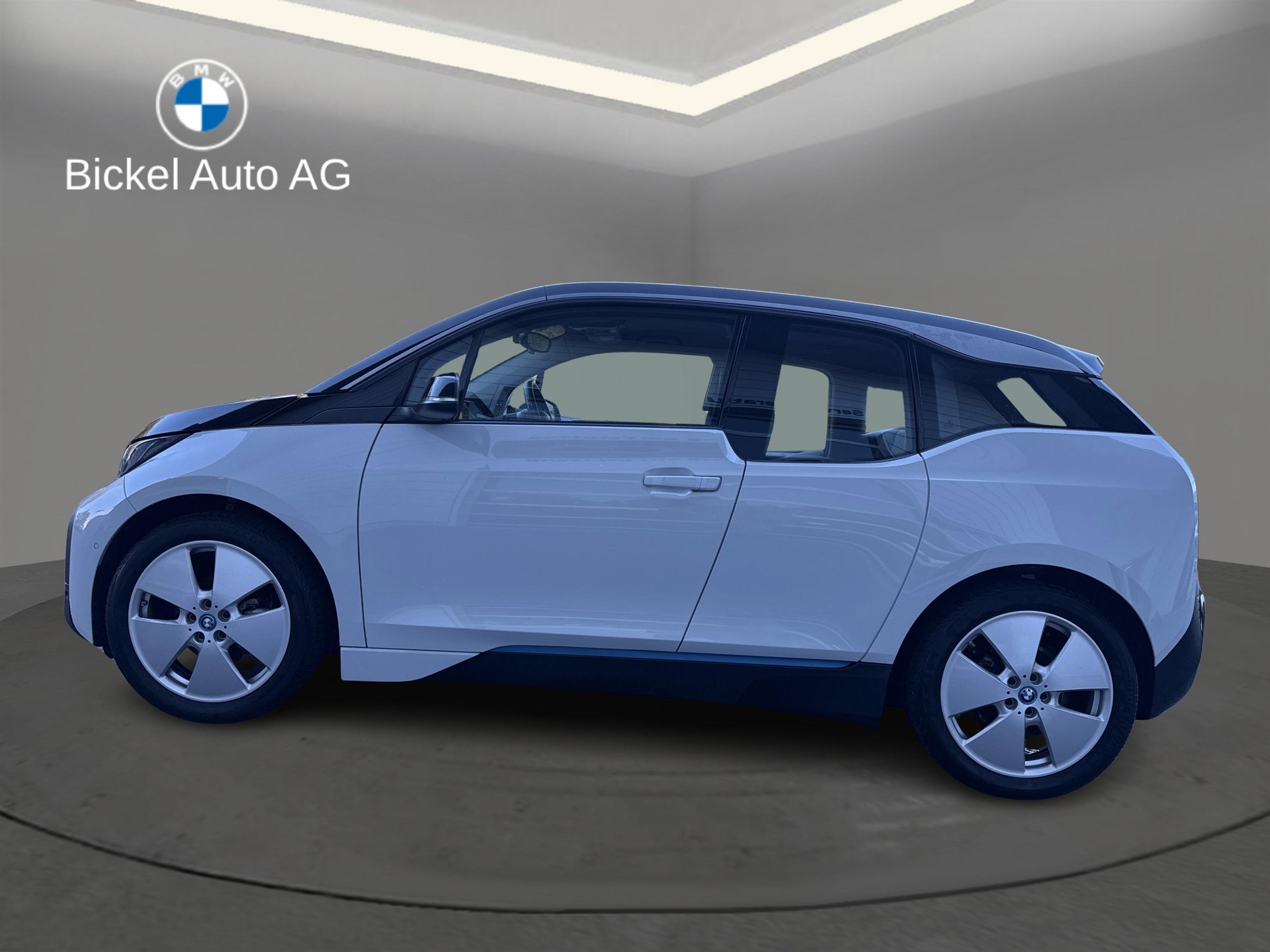 BMW i3 (120Ah)-image-3
