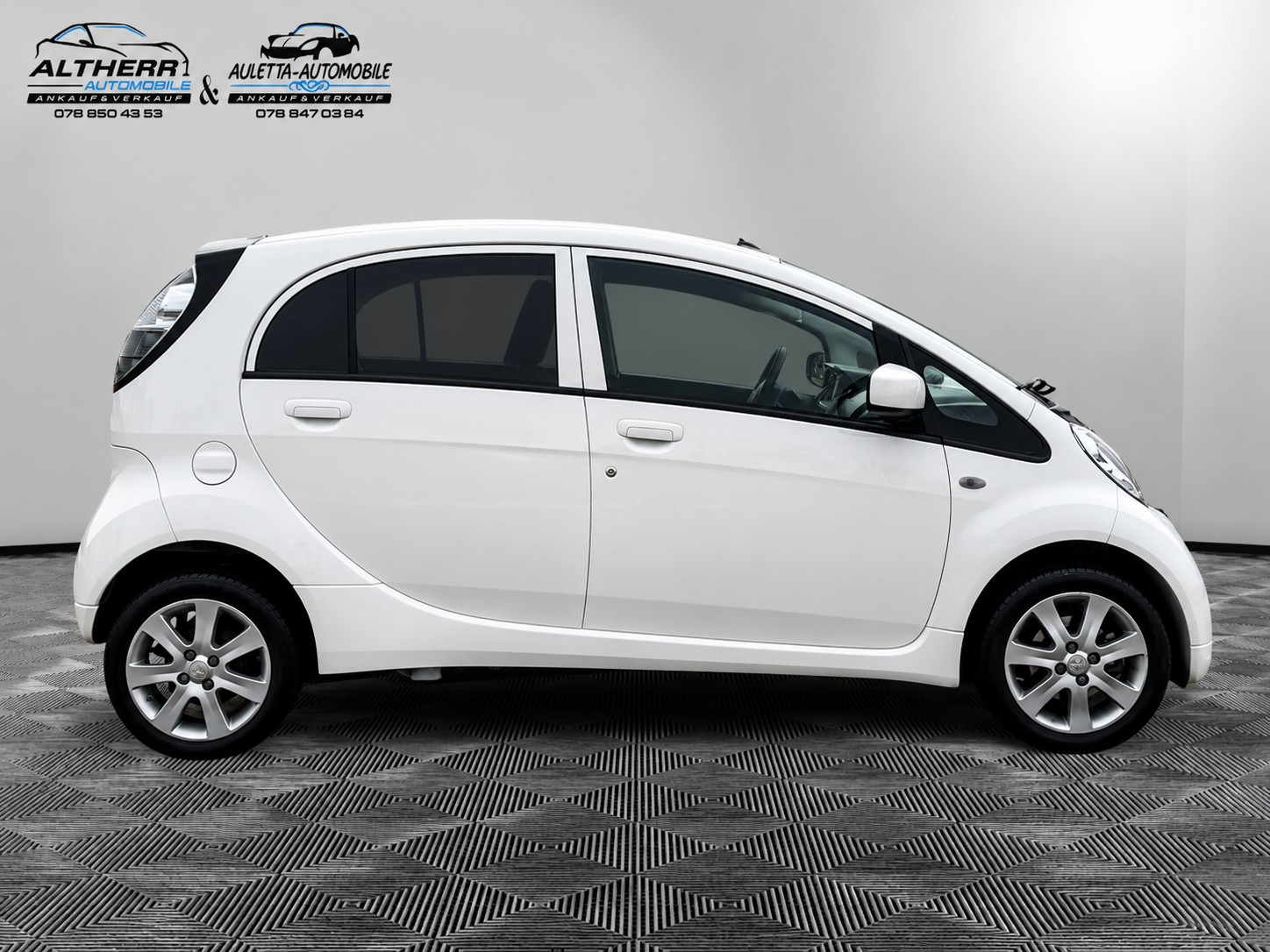 MITSUBISHI i MiEV Style-image-2
