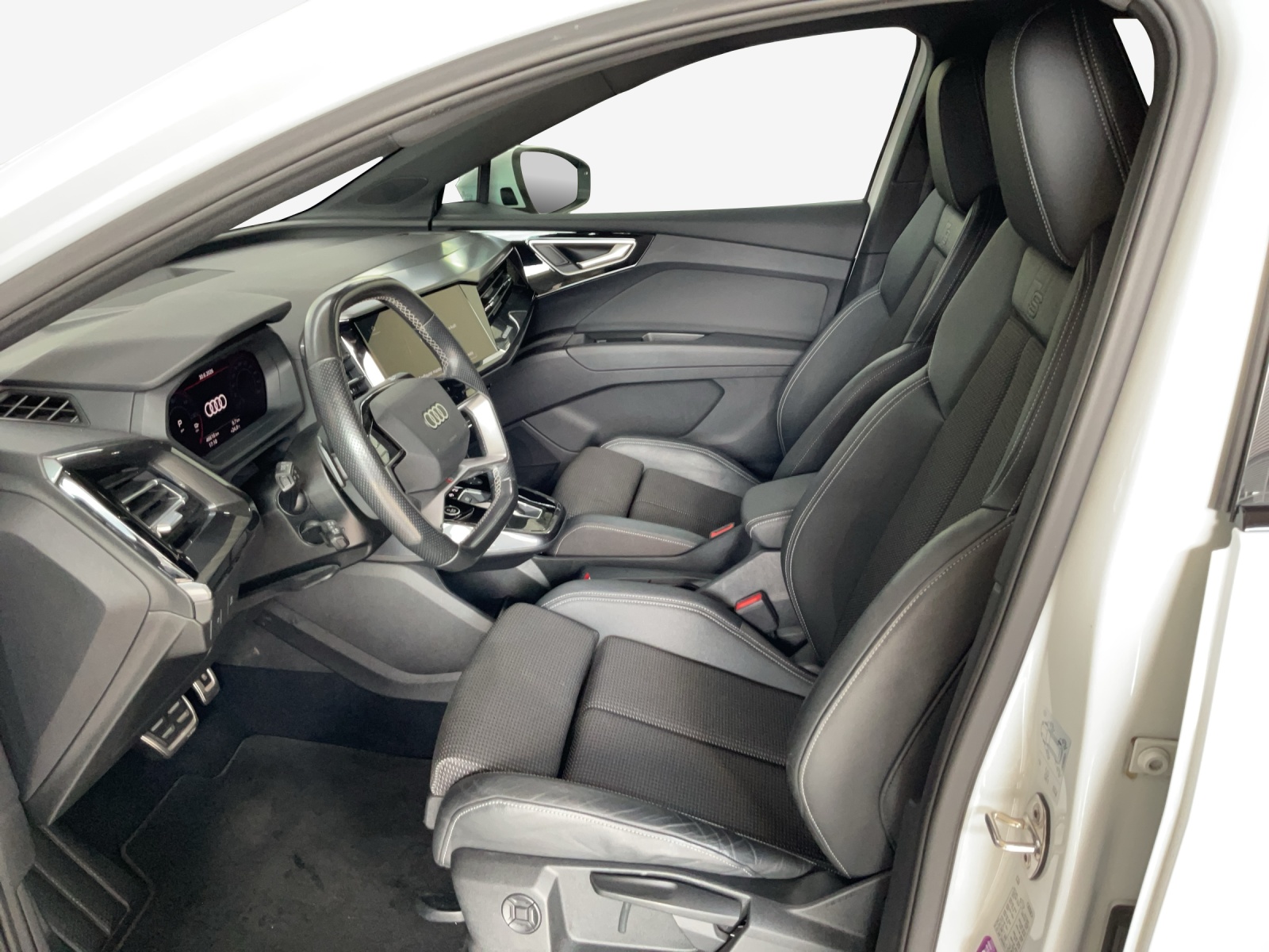 AUDI Q4 Sportback e-tron 35-image-7