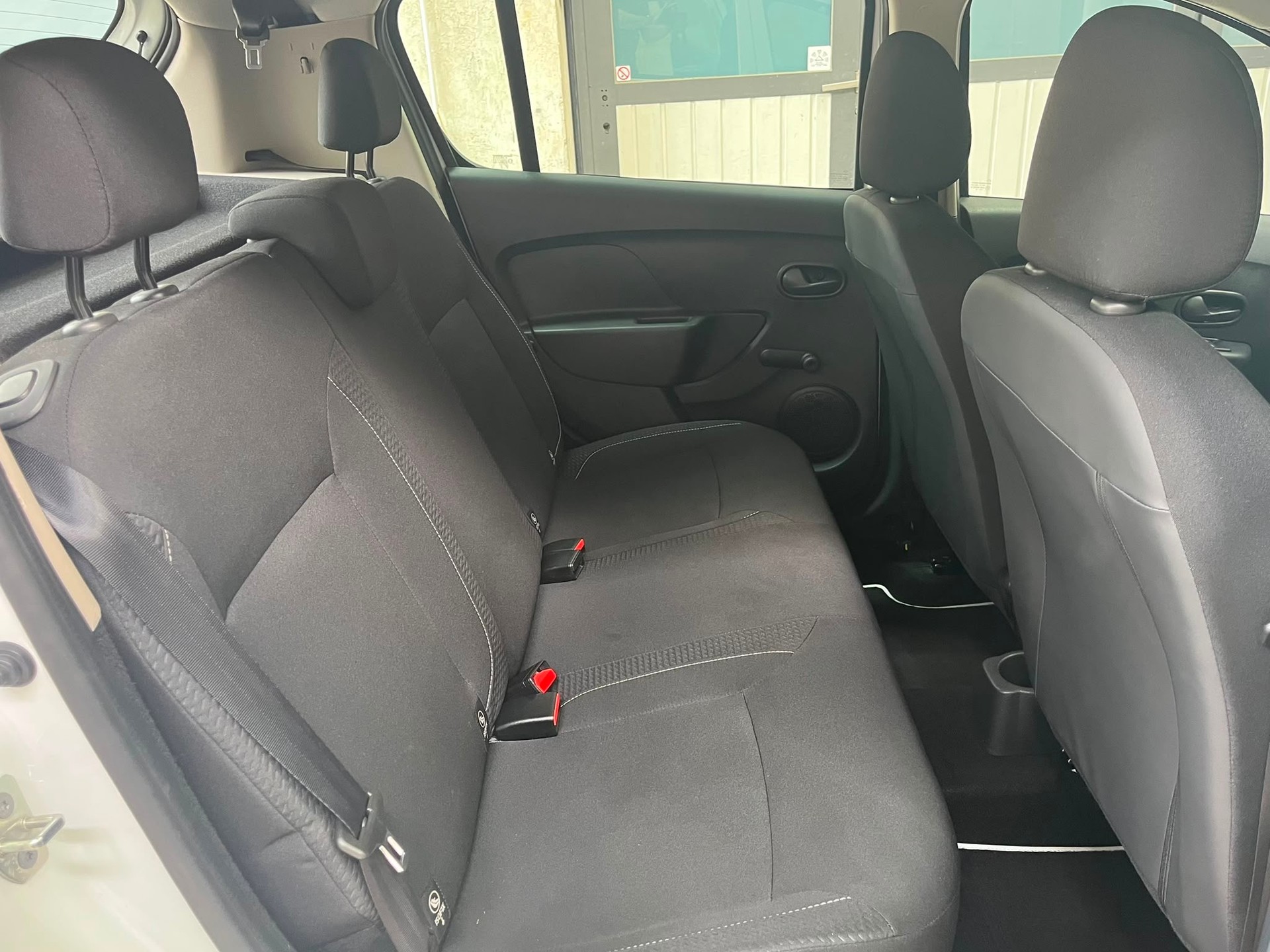 DACIA Sandero 1.0 Comfort-image-14