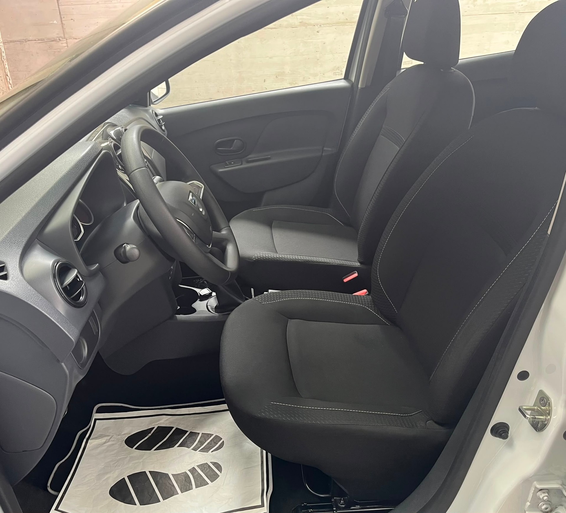 DACIA Sandero 1.0 Comfort-image-10
