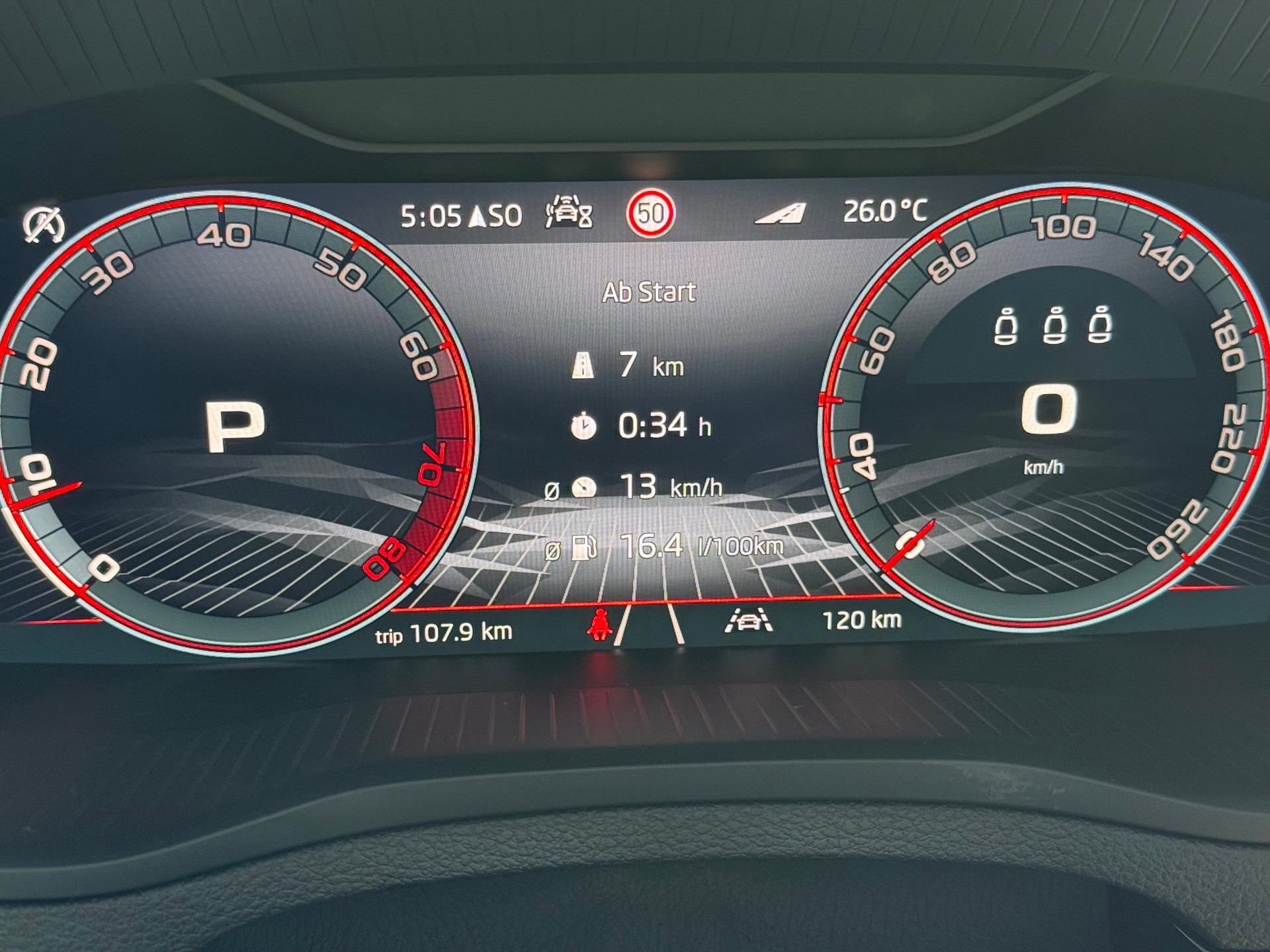 SKODA Karoq 2.0 TSI SportLine 4x4 DSG-image-11