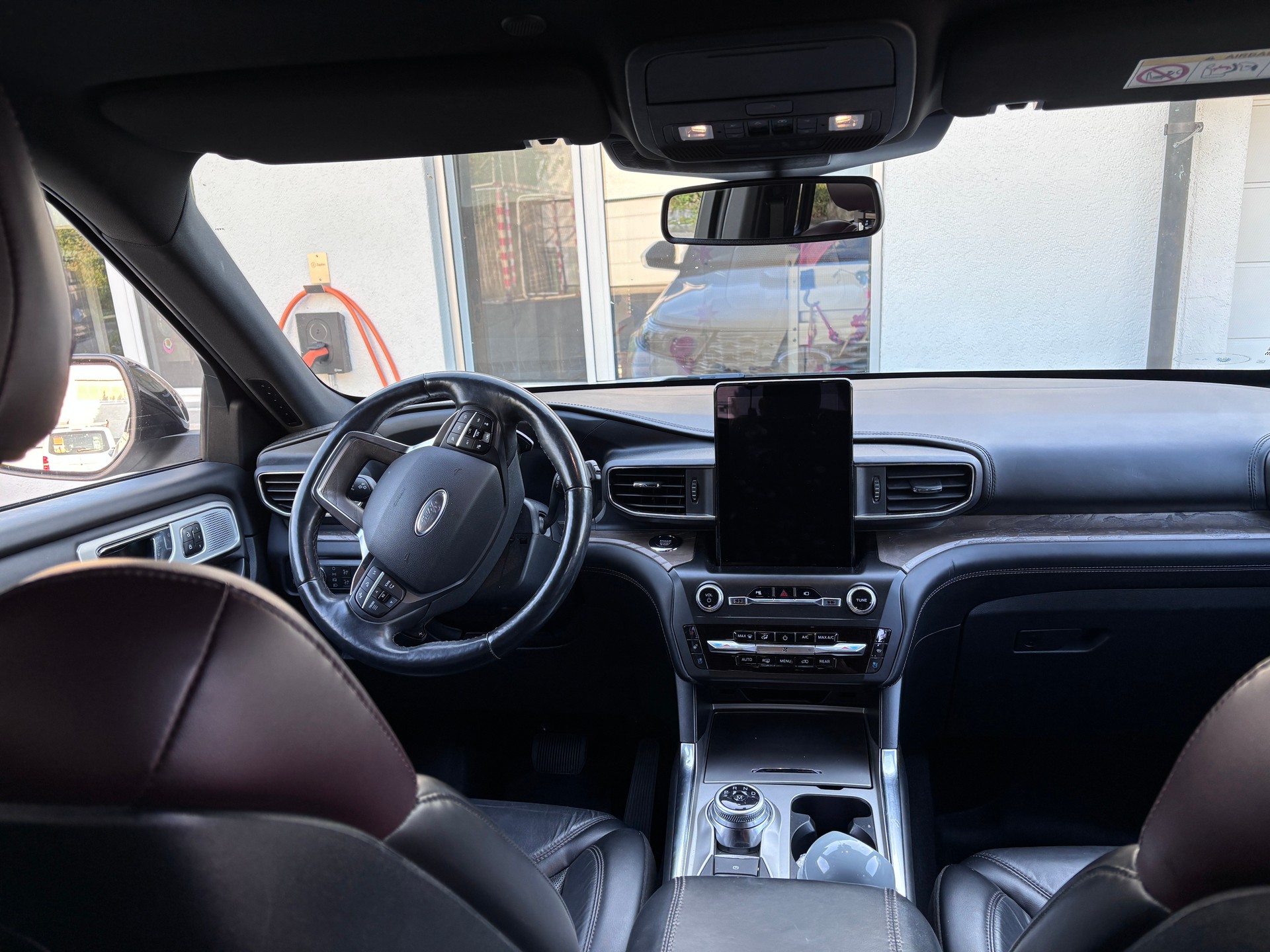 FORD 3.0 V6 Plug-in Hybrid Platinum-image-5