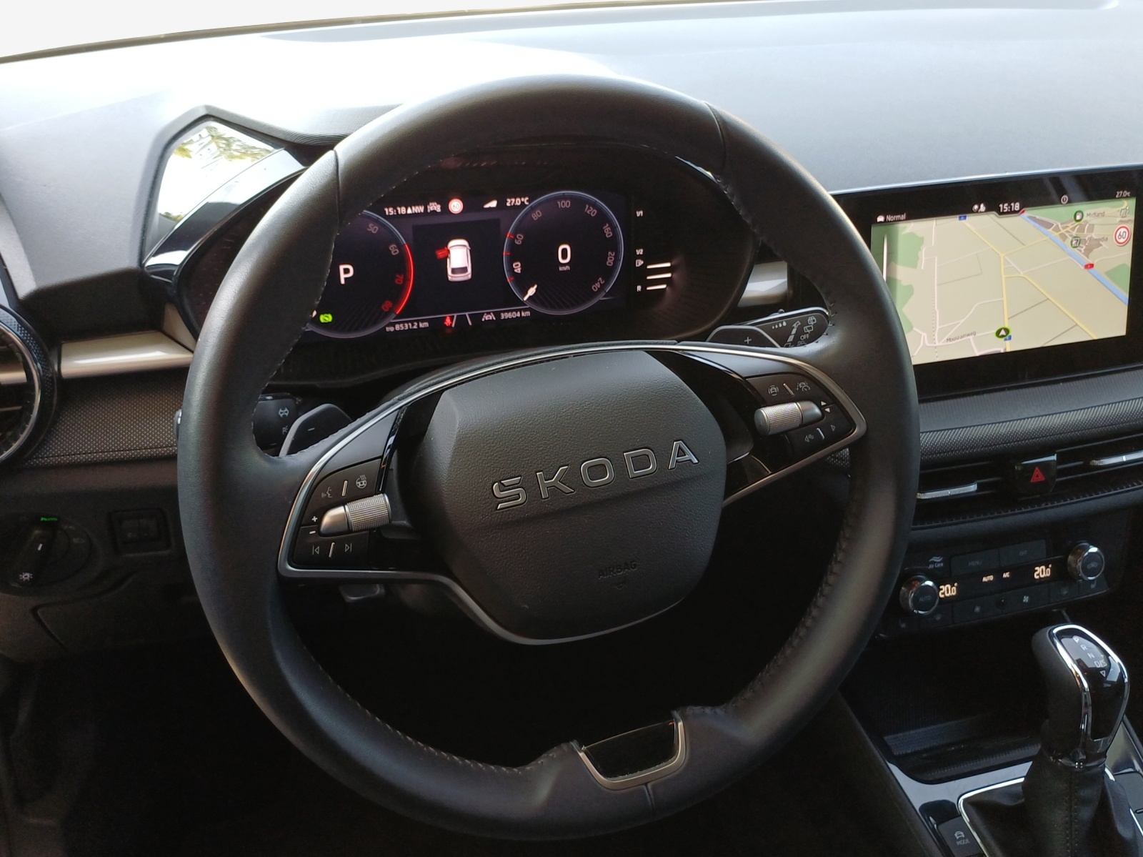 SKODA Fabia 1.0 TSI Selection DSG-image-9