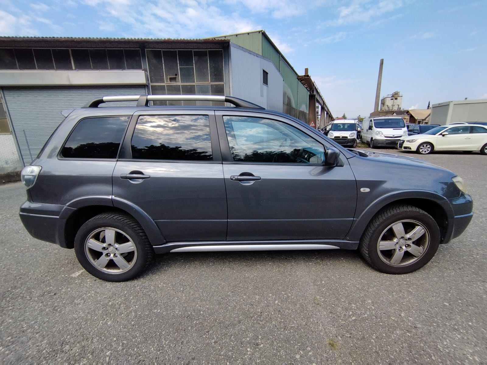 MITSUBISHI Outlander 2.4 16V Intense-image-7