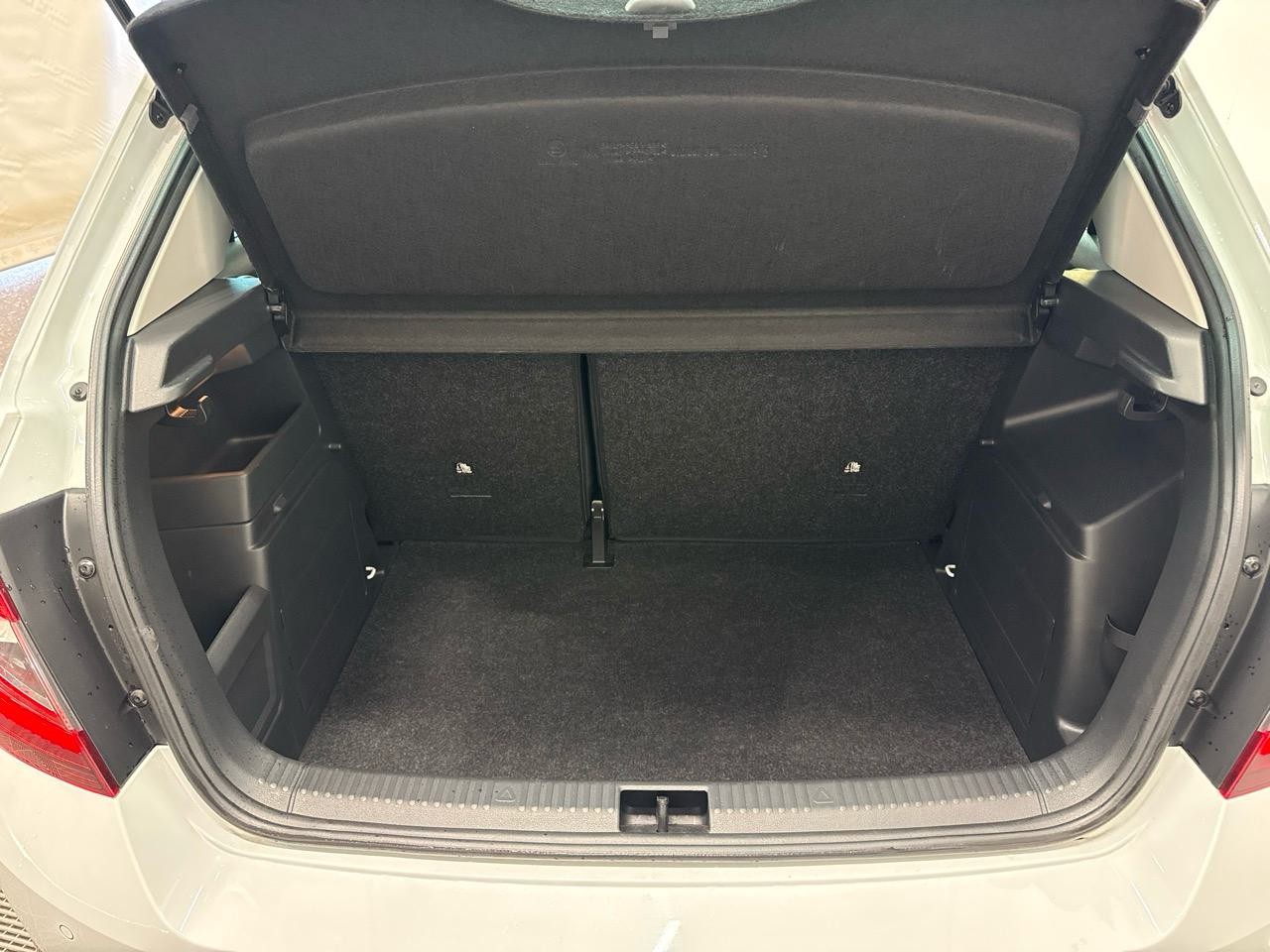 SKODA Fabia 1.0 TSI Ambition DSG-image-7