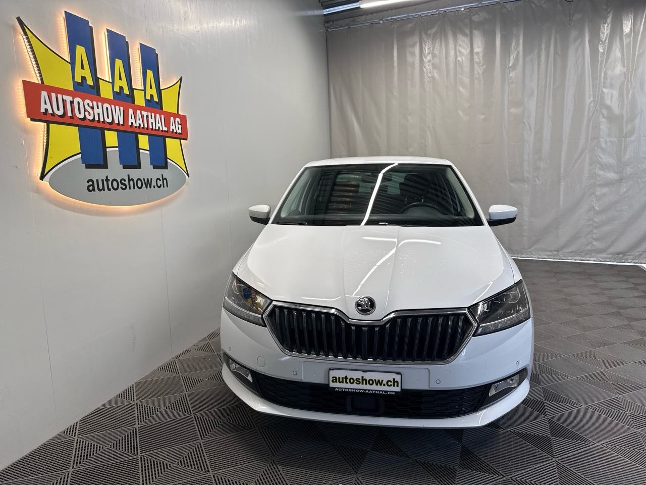 SKODA Fabia 1.0 TSI Ambition DSG-image-9