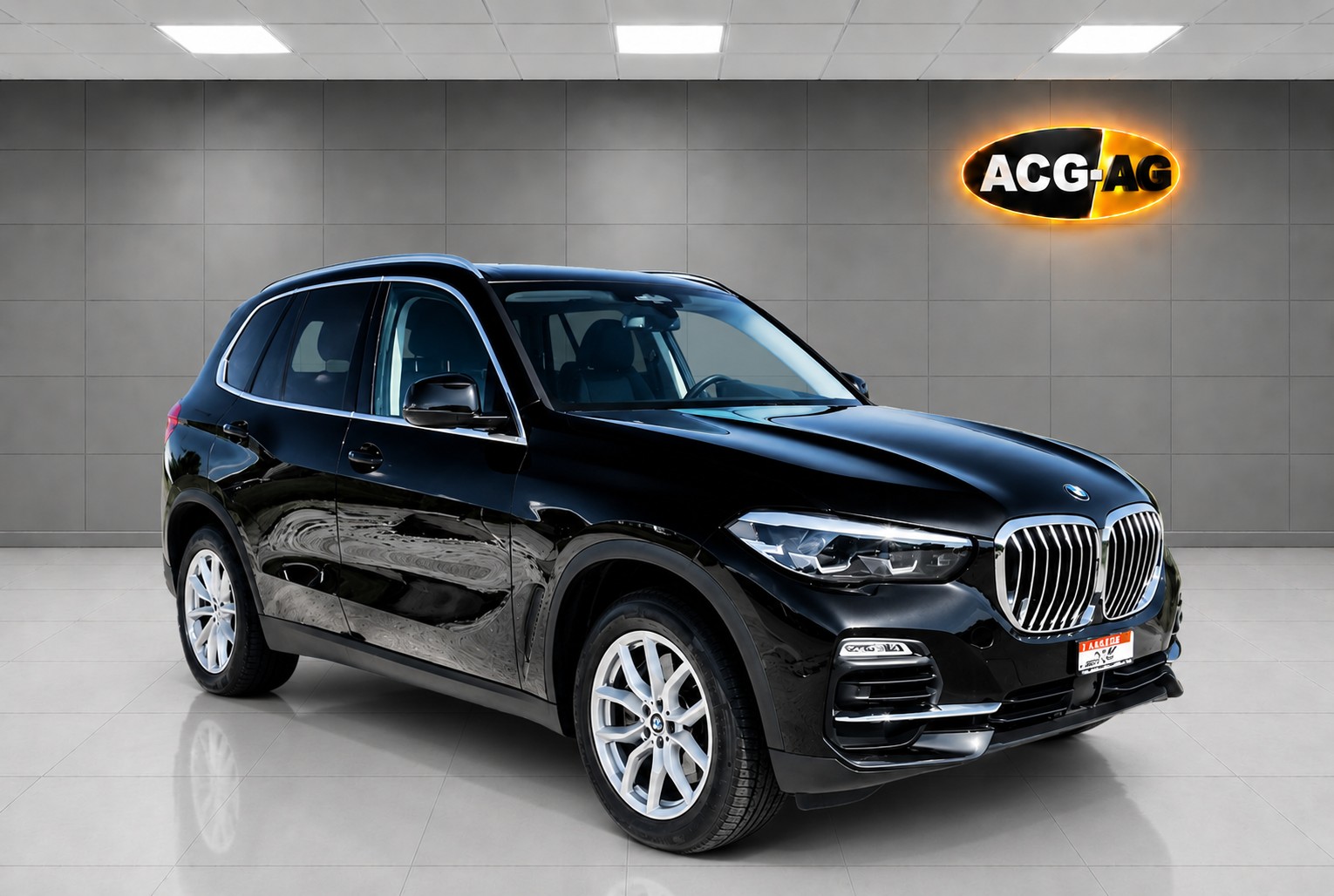BMW X5 xDrive45e Steptronic ** 394 PS ** Voll-Leder ** Navi ** RF-Kamera 360° ** Anh-Kupplung ** Sitzmemory ** Modell 2021 **-image-0