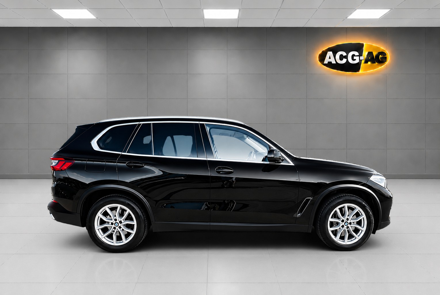 BMW X5 xDrive45e Steptronic ** 394 PS ** Voll-Leder ** Navi ** RF-Kamera 360° ** Anh-Kupplung ** Sitzmemory ** Modell 2021 **-image-5