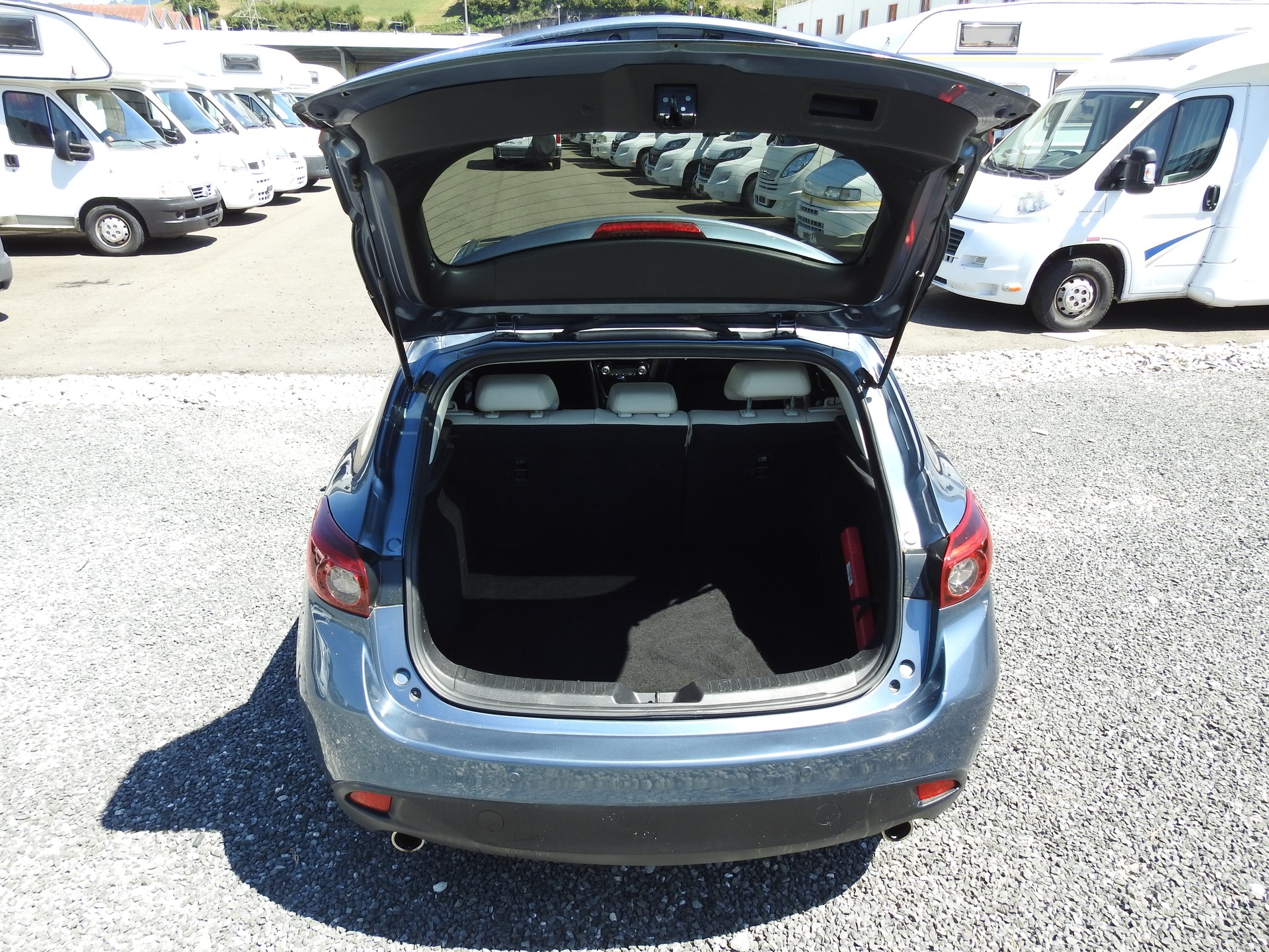 MAZDA 3 2.2 SkyD 150 HB-image-9