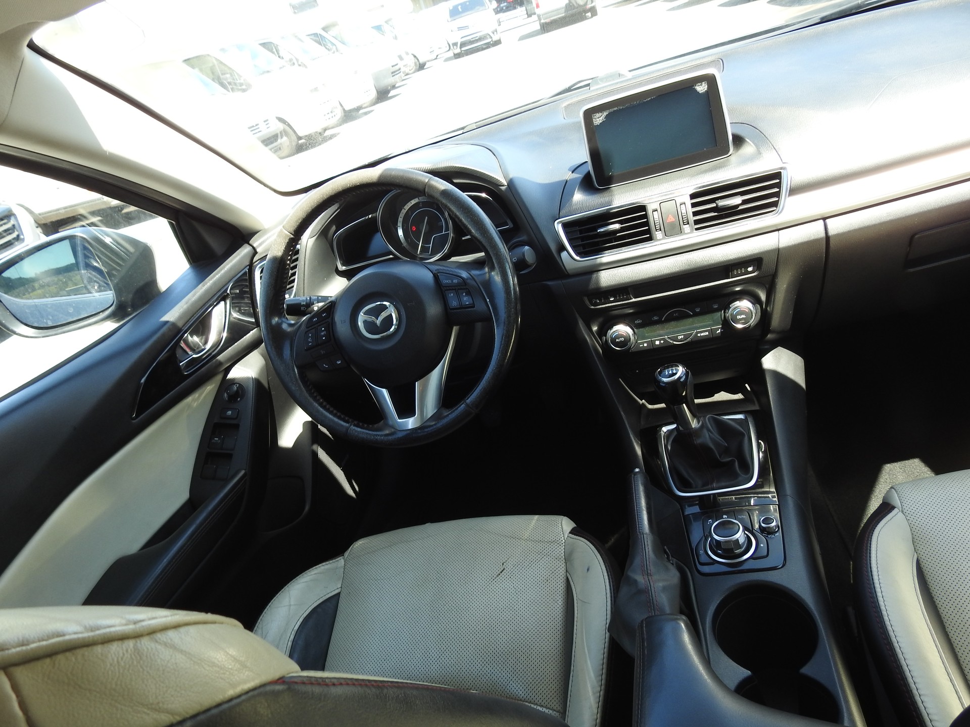 MAZDA 3 2.2 SkyD 150 HB-image-19