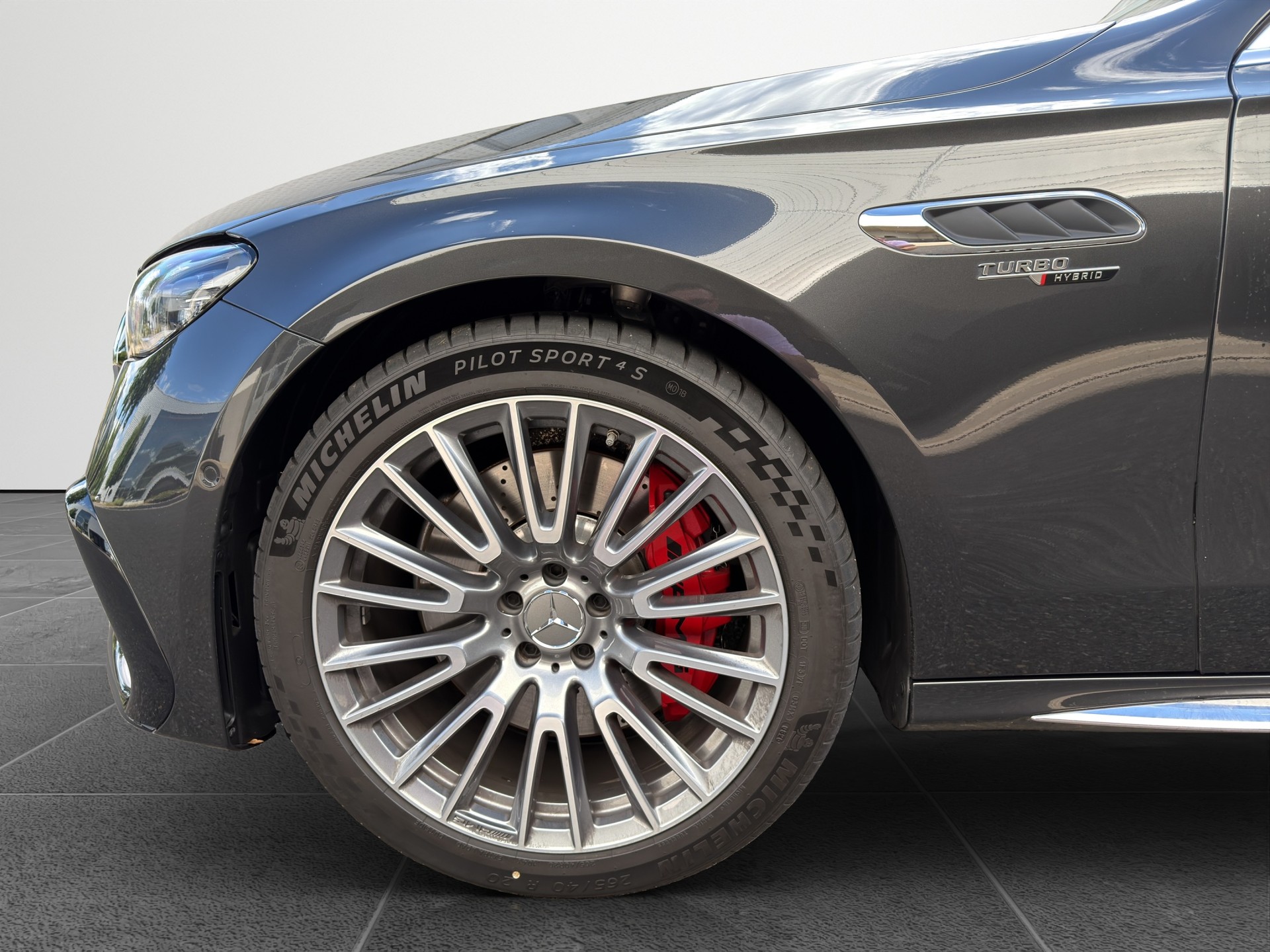 MERCEDES-BENZ E 53 Hybrid AMG 4matic+ Kombi - AMG-image-8