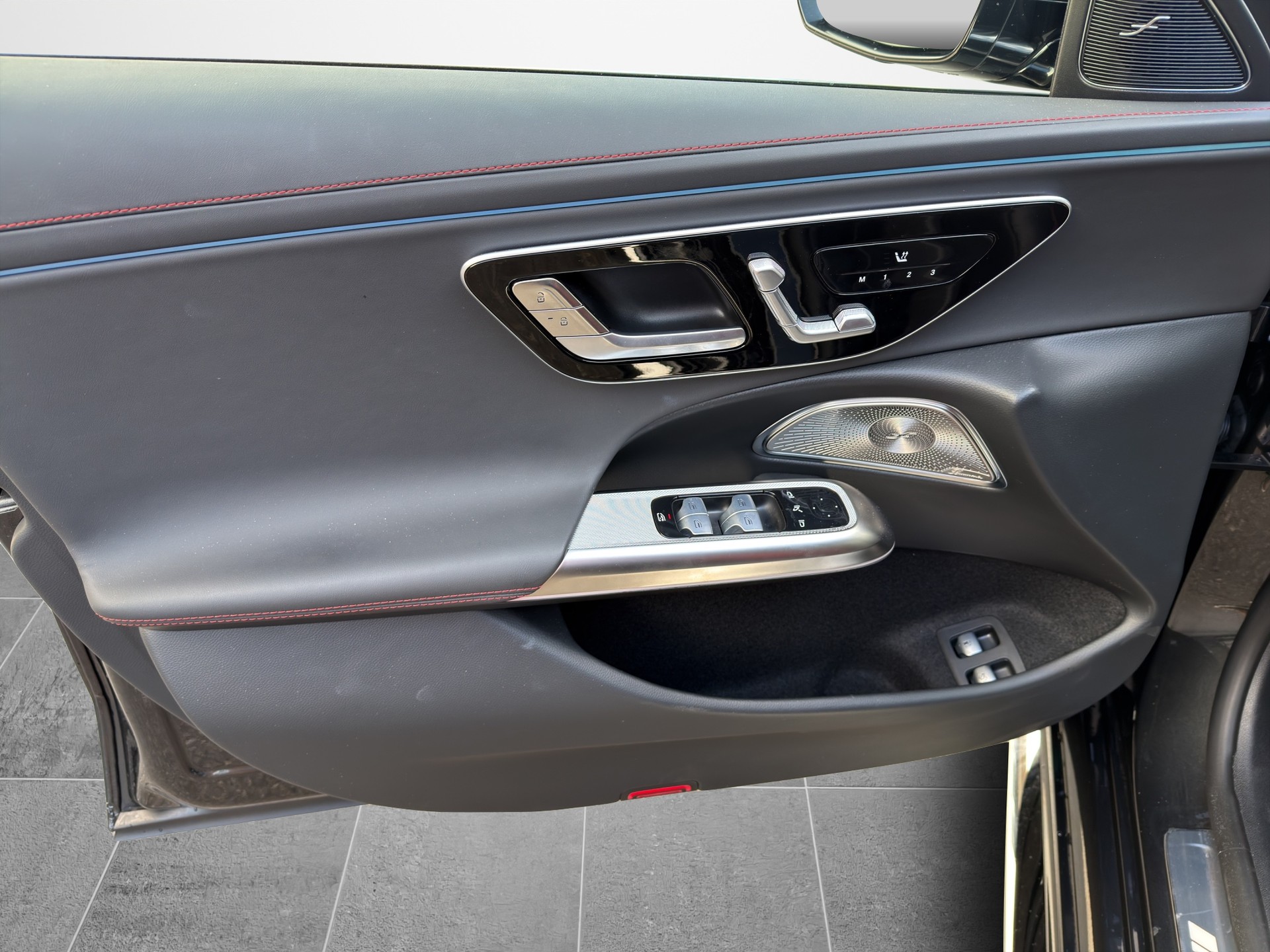 MERCEDES-BENZ E 53 Hybrid AMG 4matic+ Kombi - AMG-image-10