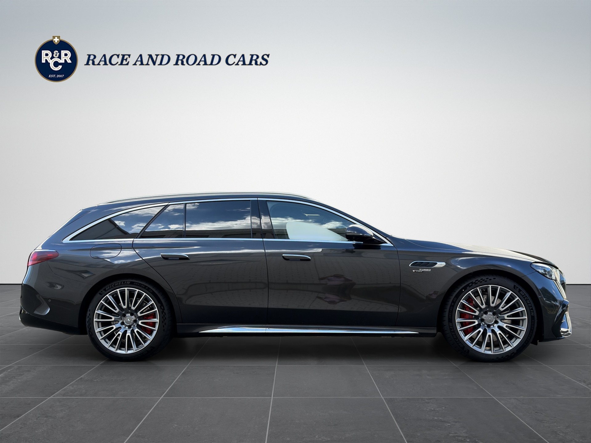 MERCEDES-BENZ E 53 Hybrid AMG 4matic+ Kombi - AMG-image-3