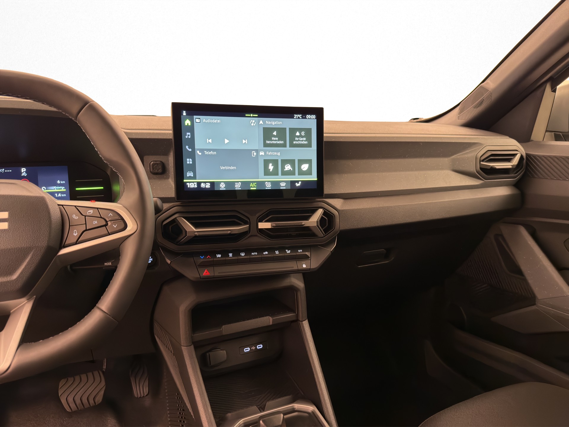 DACIA Duster 1.8 Hybrid Journey-image-10