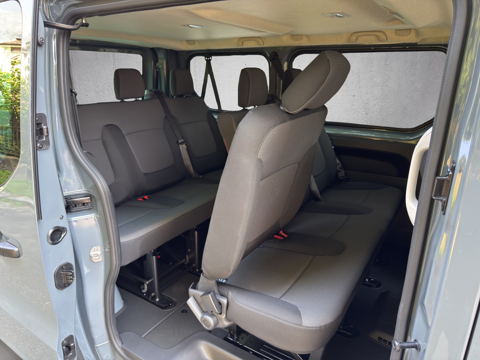 NISSAN Primastar DCT 170 L1H1 Acenta 9P-image-14