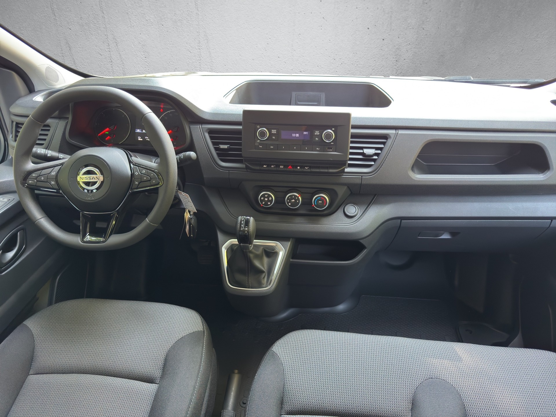 NISSAN Primastar DCT 170 L1H1 Acenta 9P-image-9