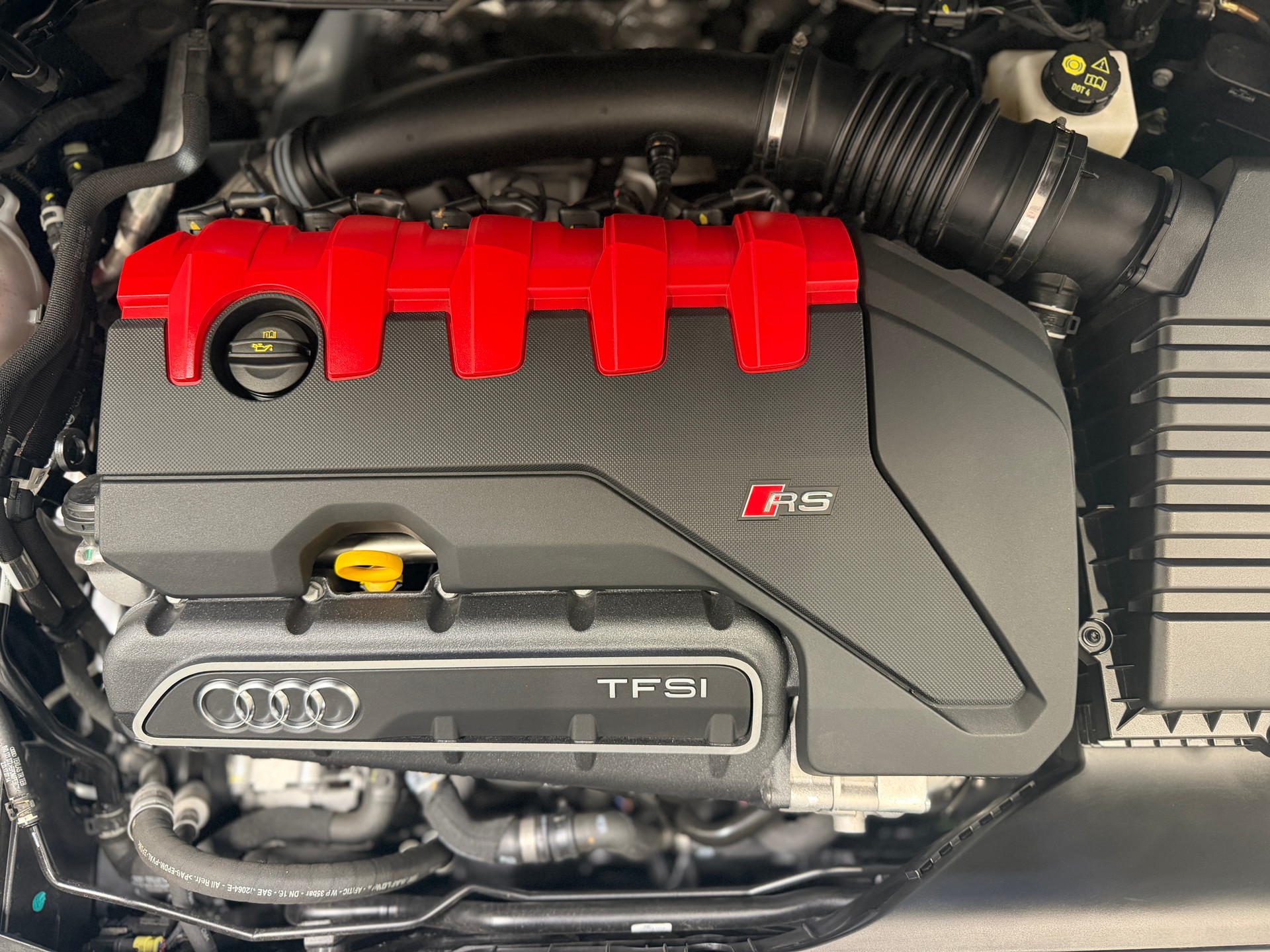 AUDI RS3 Sportback 2.5 TSI quattro S-tronic-image-19