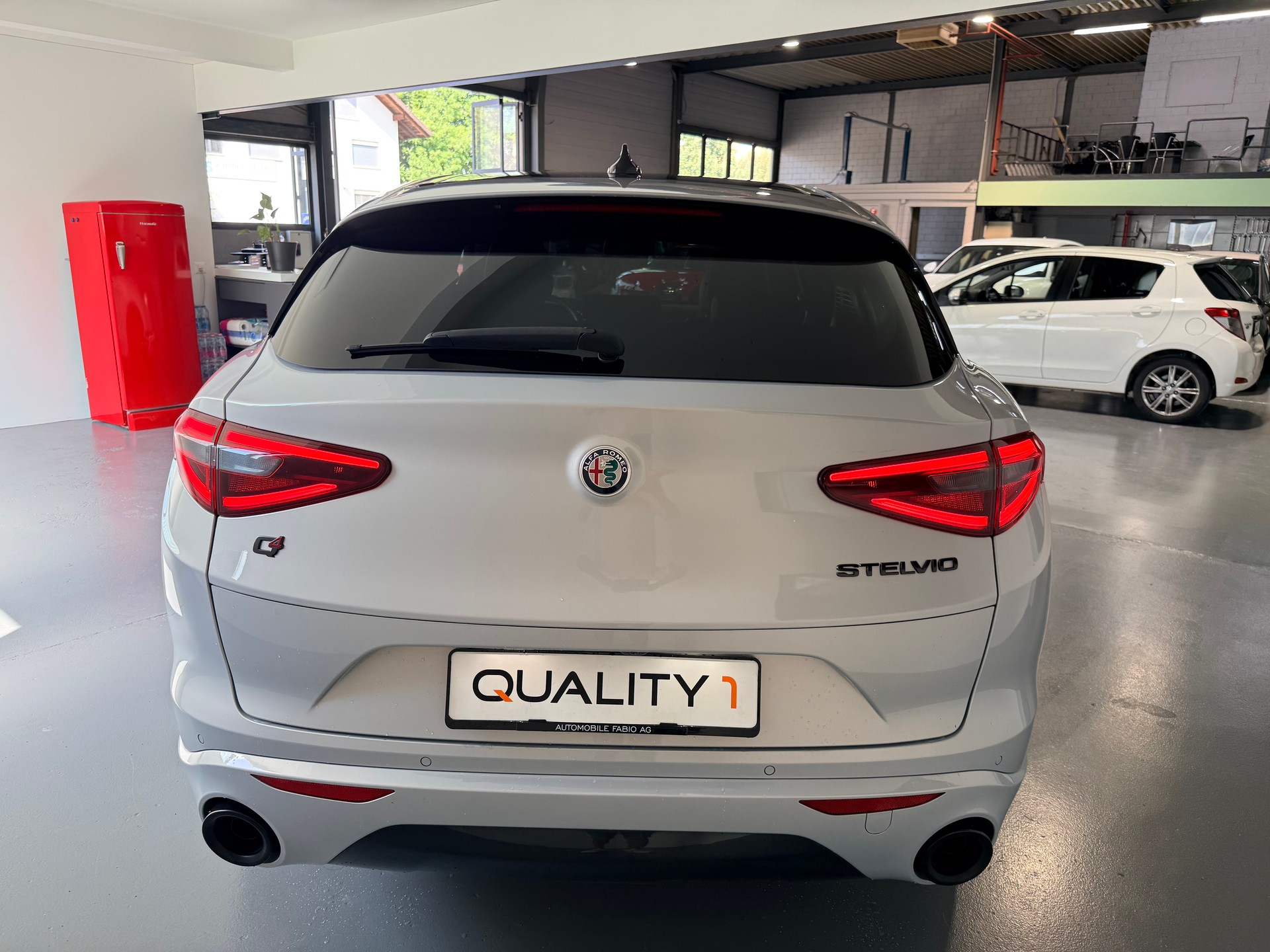 ALFA ROMEO Stelvio 2.0 Veloce Q4 Automatic-image-5