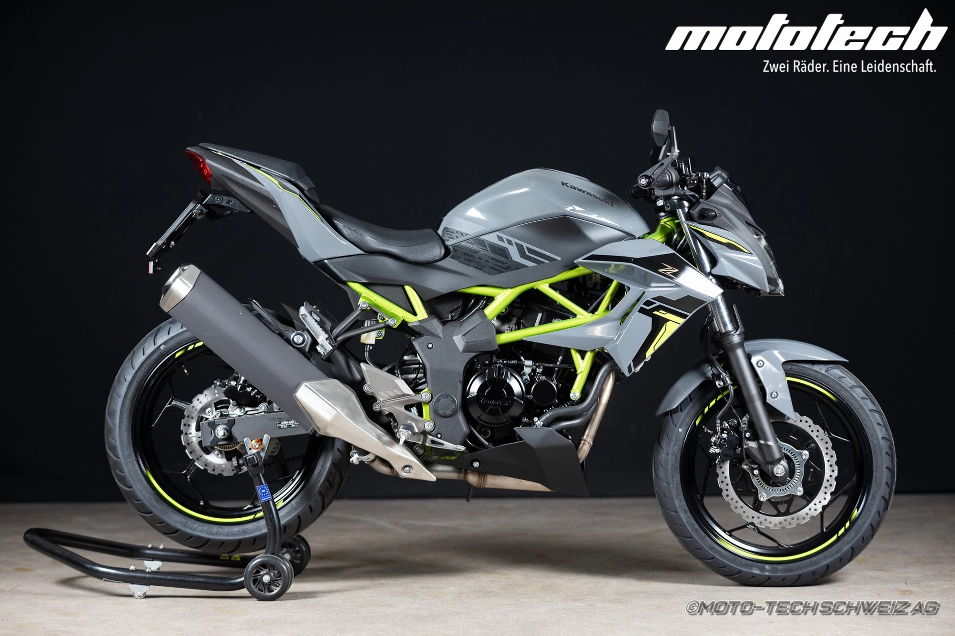KAWASAKI Z 125 MY24 STAGE 1-showroom-element-1