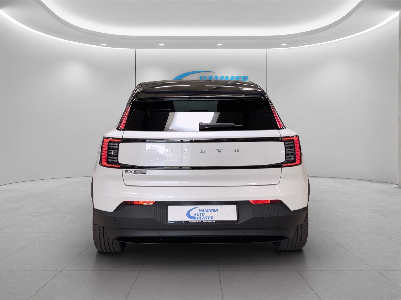 VOLVO EX30 E60 Twin Ultra Performance AWD-image-3