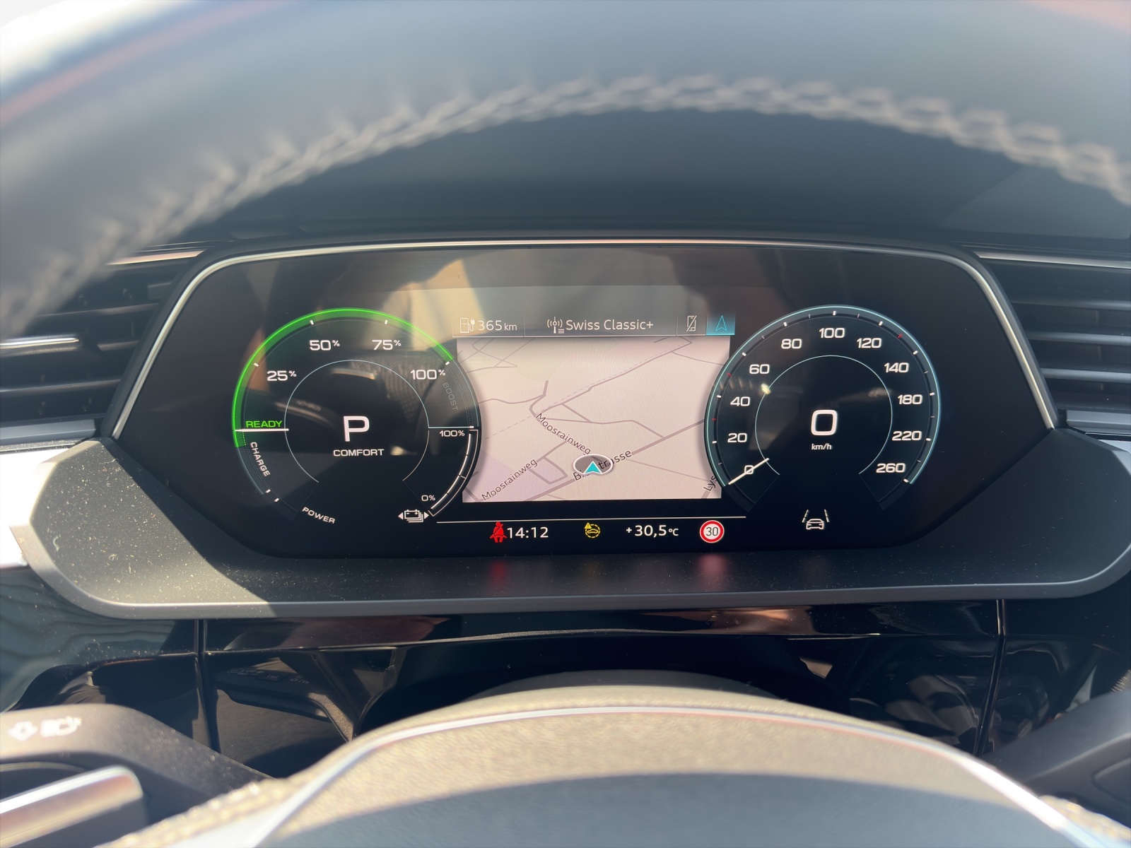 AUDI e-tron 55 Advanced Black Edition quattro-image-15