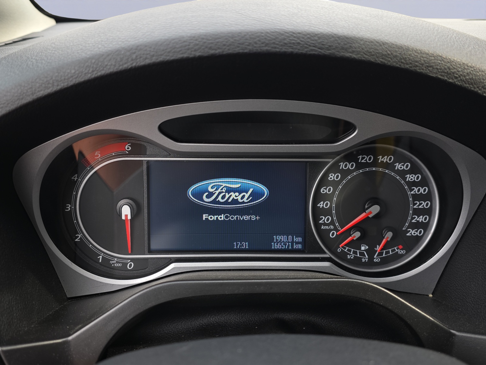 FORD S-Max 2.0 TDCi 140 Titanium-image-14