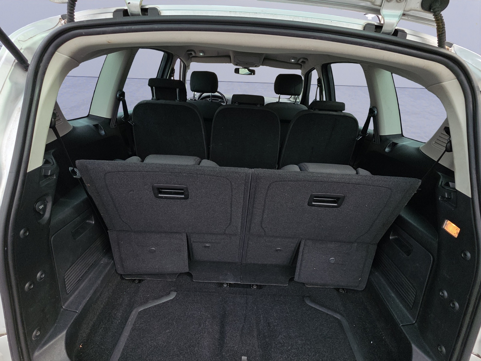 FORD S-Max 2.0 TDCi 140 Titanium-image-12