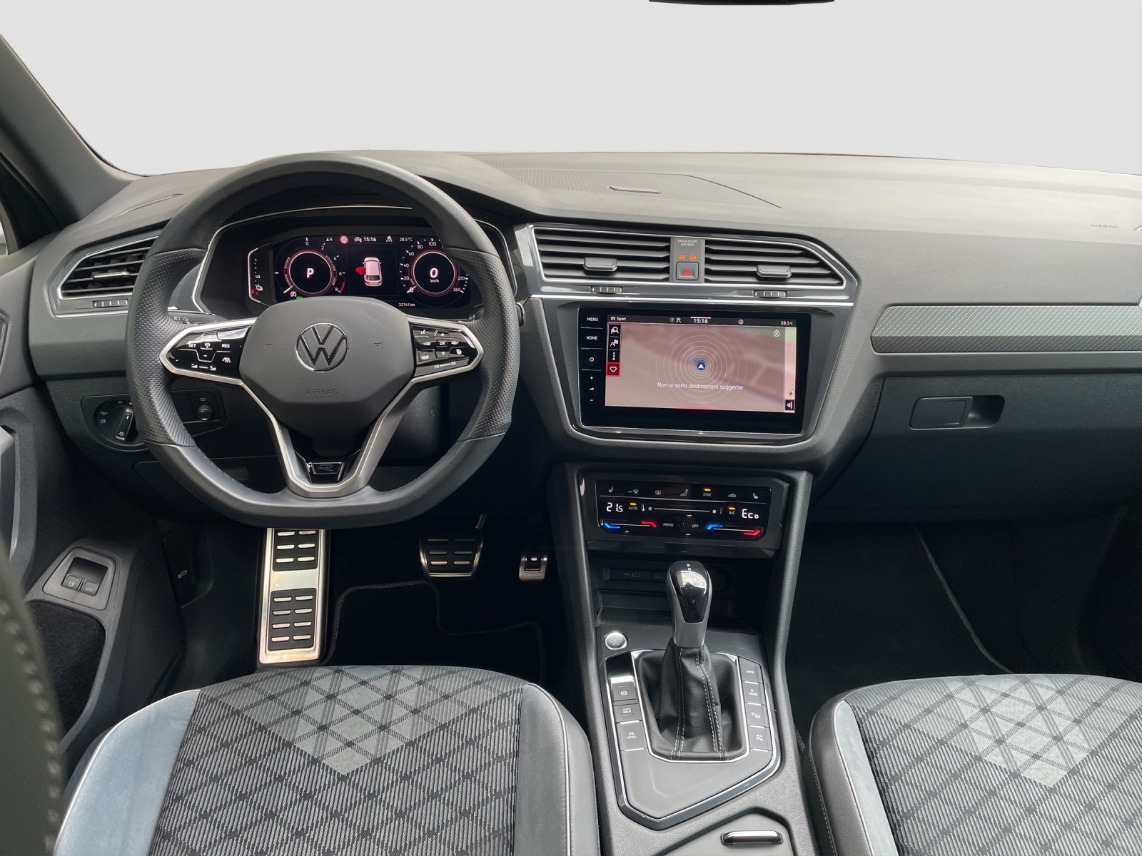 VW Tiguan 1.4TSI PHEV R-Line DSG-image-8