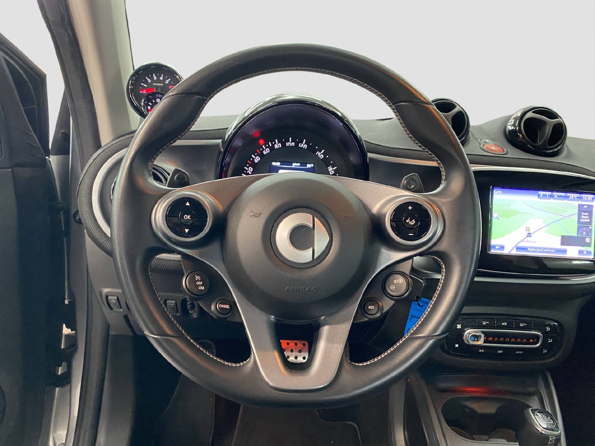 SMART Fortwo Coupé 0.9 Brabus twinamic-image-8