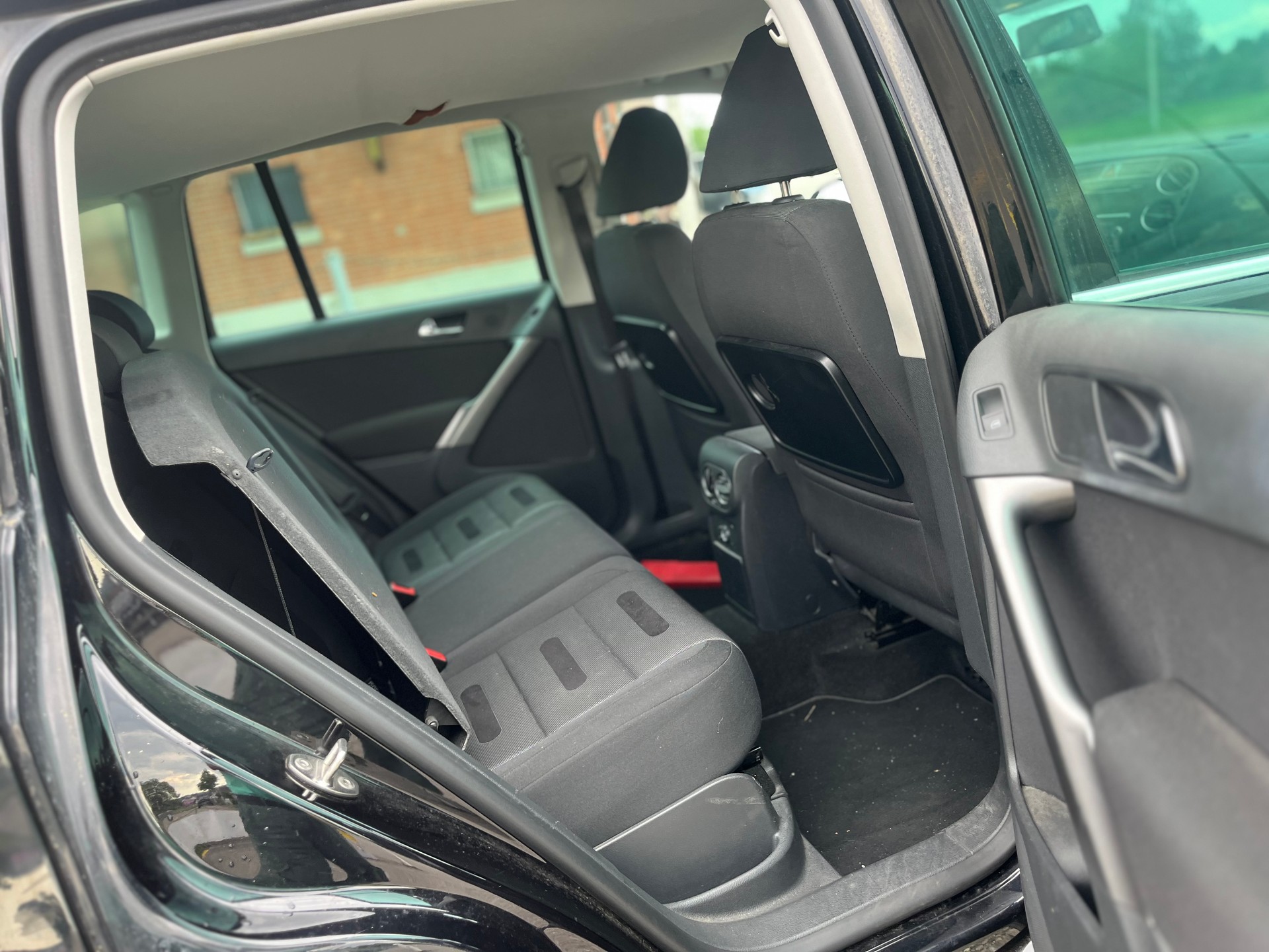 VW Handschaltung 2,0i Sport Benzin Euro B04-image-13