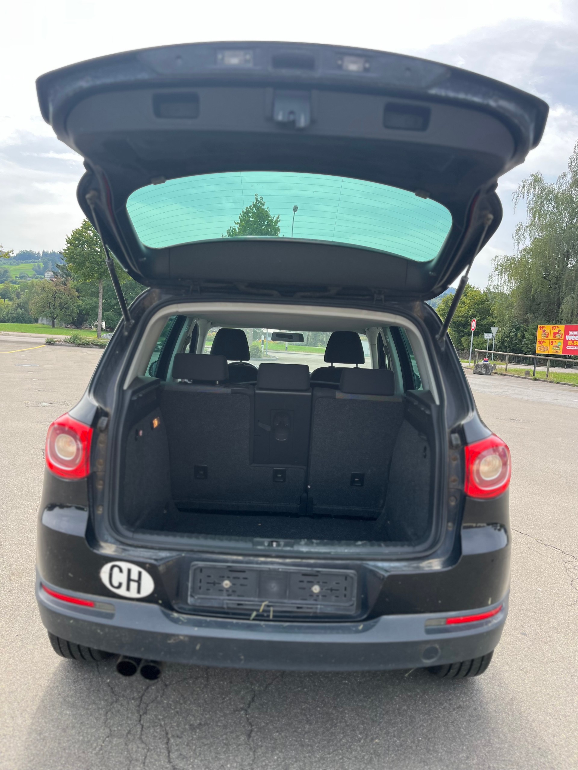 VW Handschaltung 2,0i Sport Benzin Euro B04-image-10