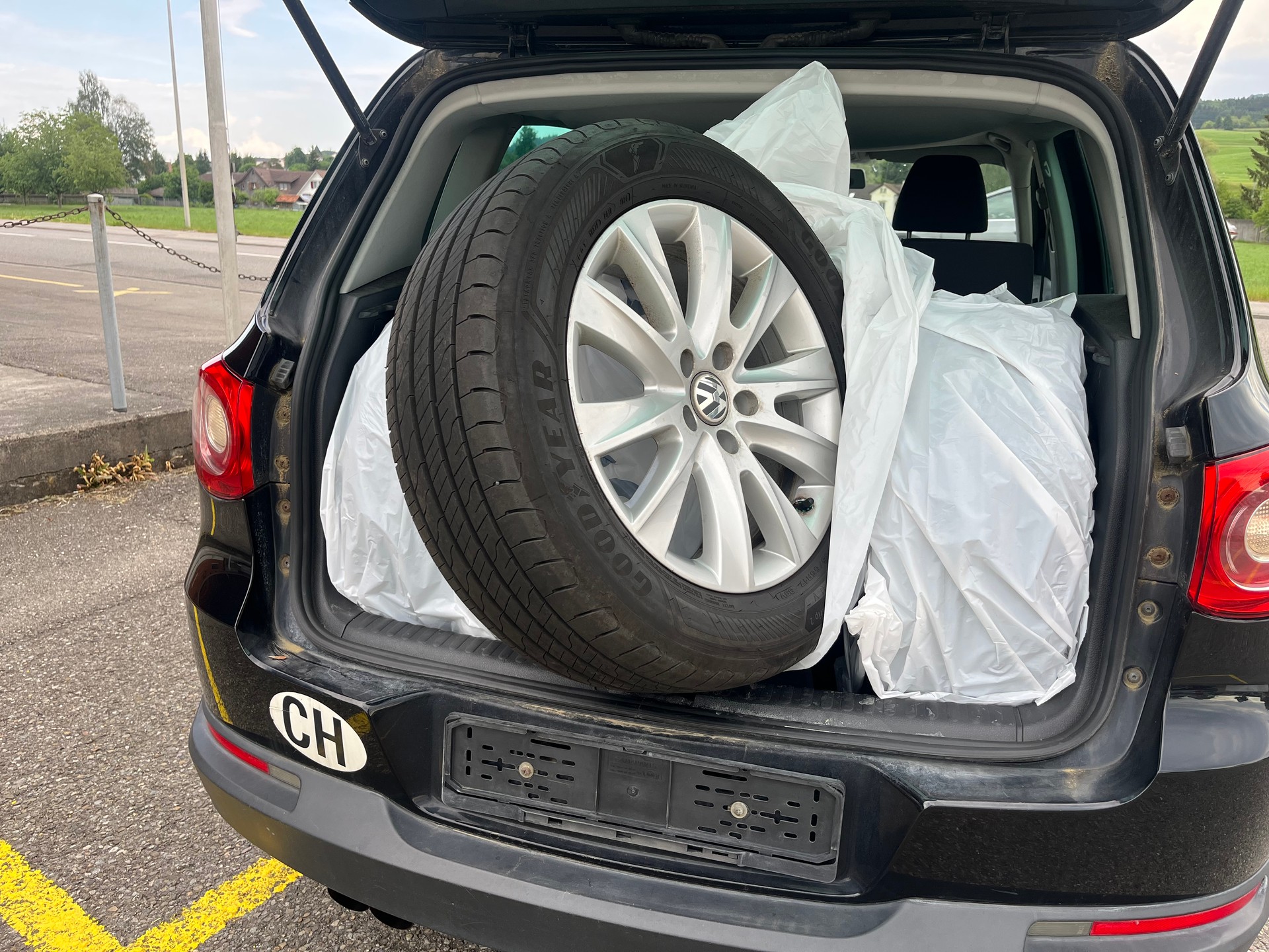 VW Handschaltung 2,0i Sport Benzin Euro B04-image-14