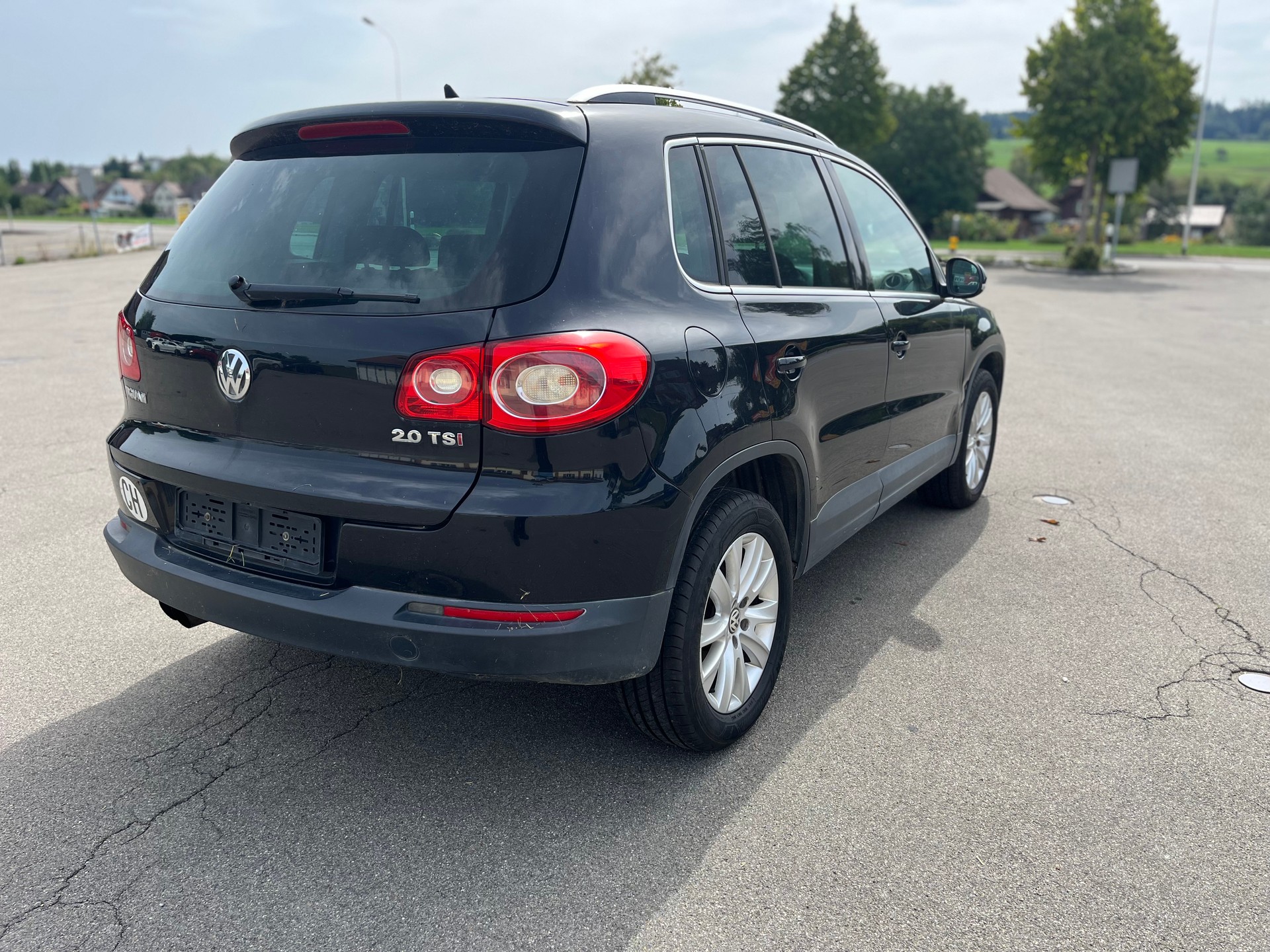 VW Handschaltung 2,0i Sport Benzin Euro B04-image-6