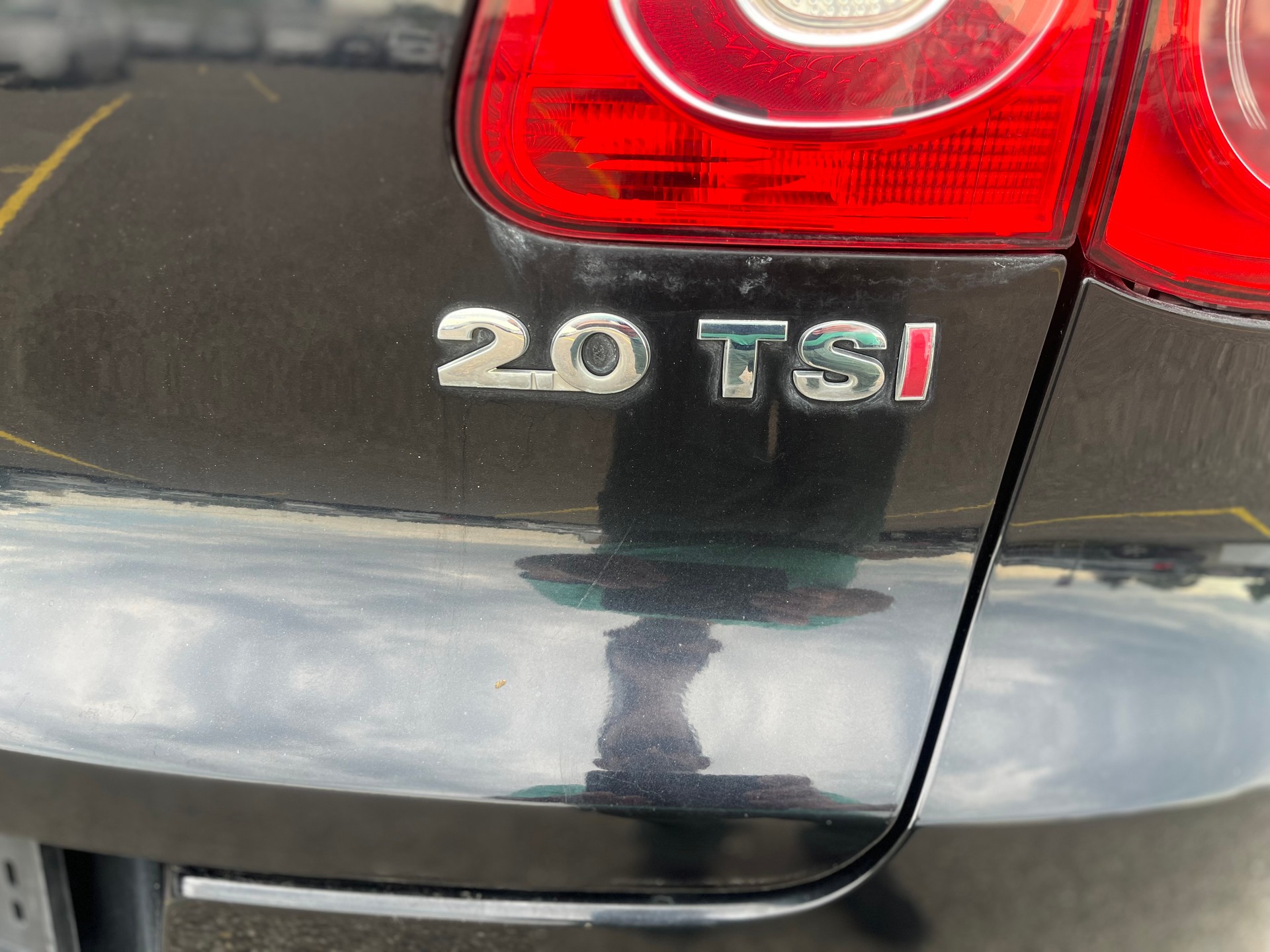VW Handschaltung 2,0i Sport Benzin Euro B04-image-9