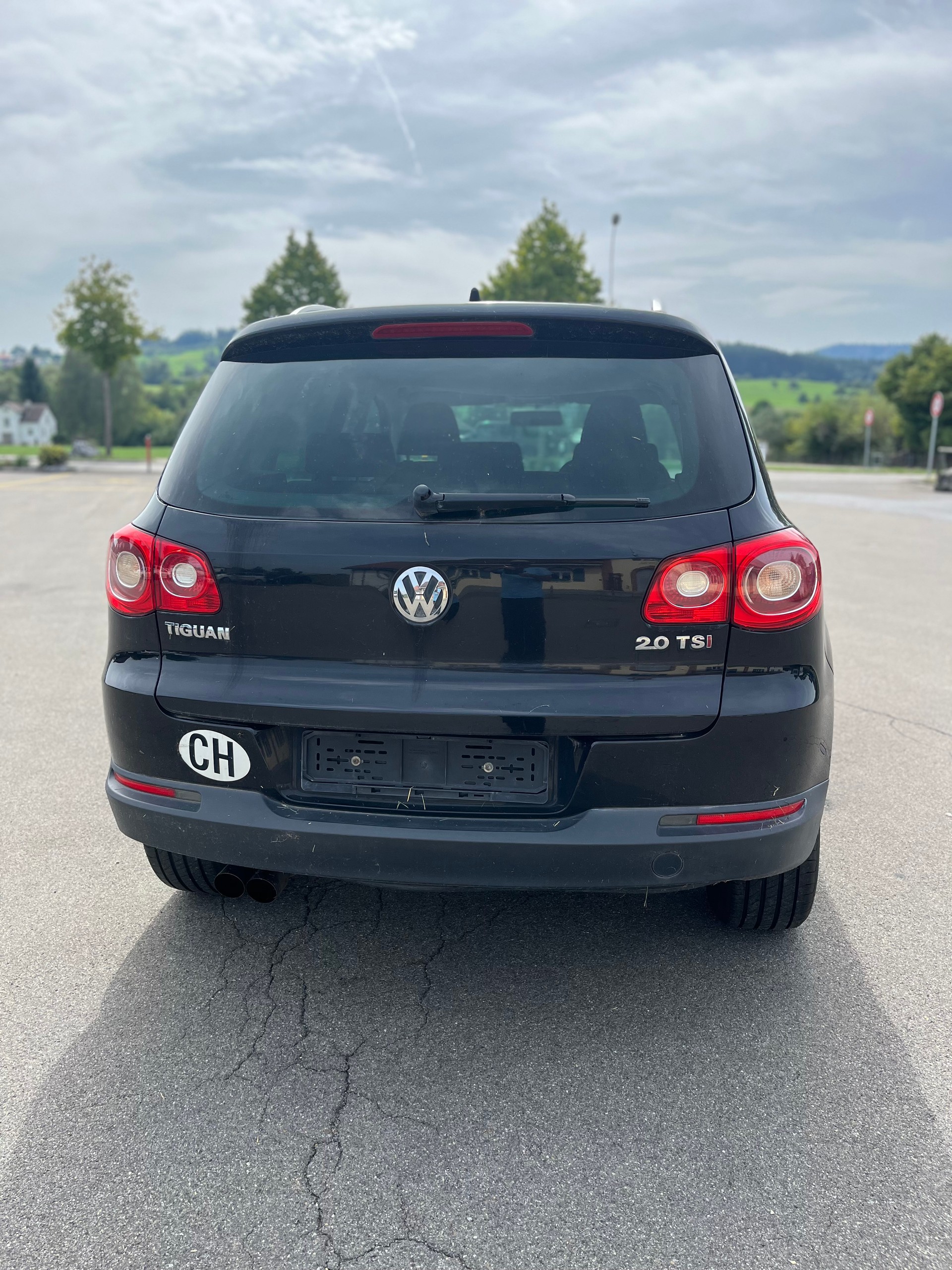 VW Handschaltung 2,0i Sport Benzin Euro B04-image-8