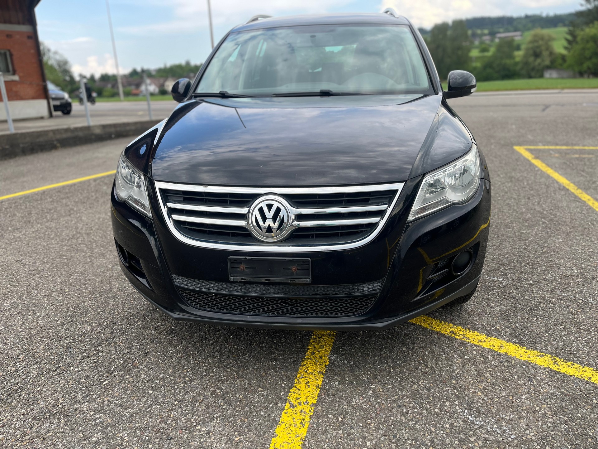 VW Handschaltung 2,0i Sport Benzin Euro B04-image-0