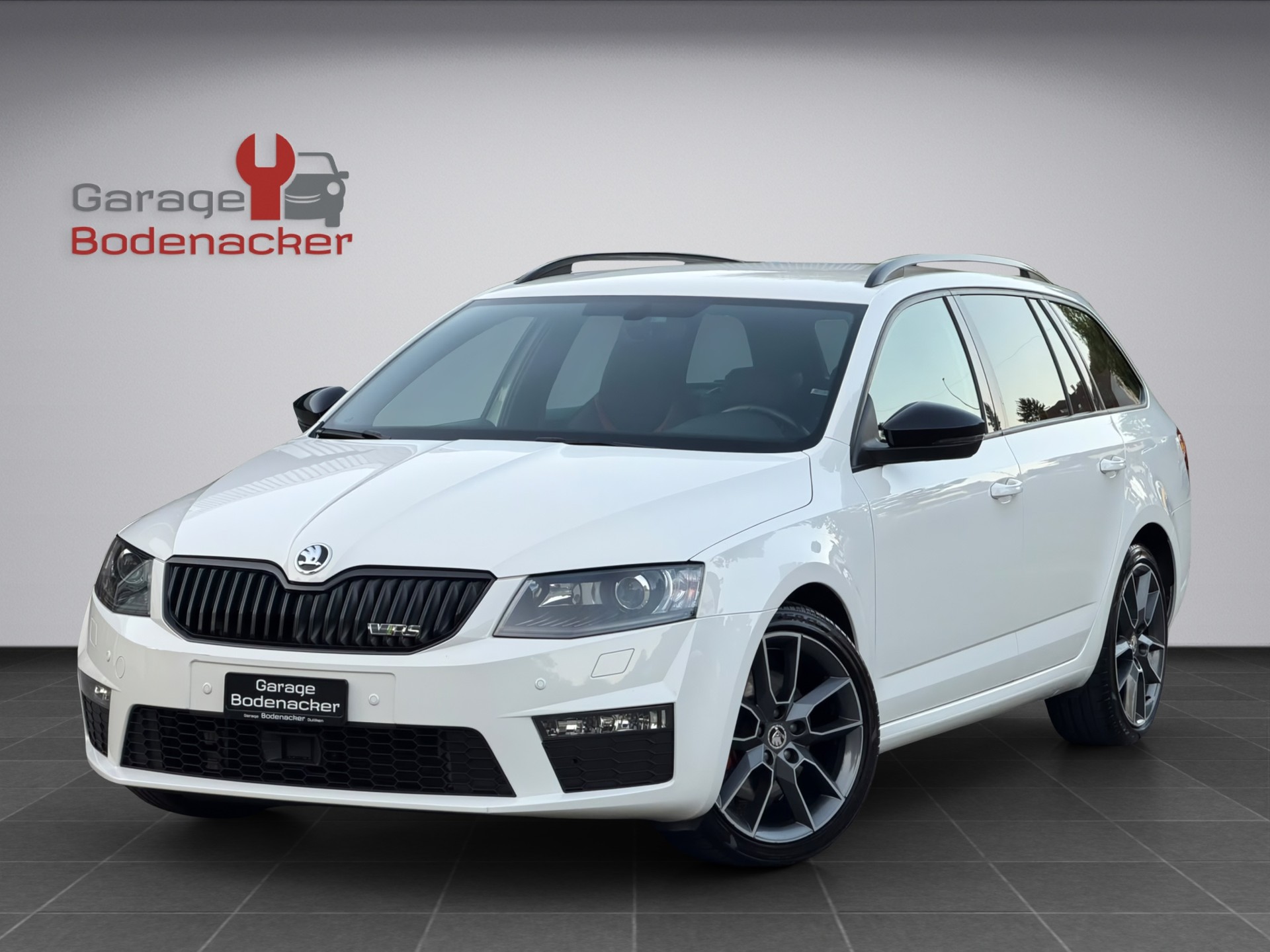 SKODA Octavia Combi 2.0 TDI RS 4x4 DSG-image-0
